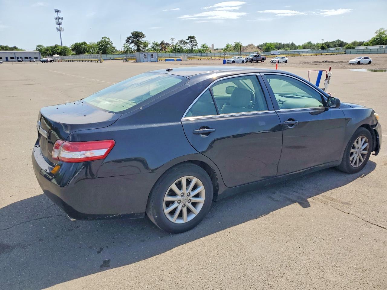 2011 Toyota Camry Xle V6 Black vin: 4T1BK3EK9BU628306