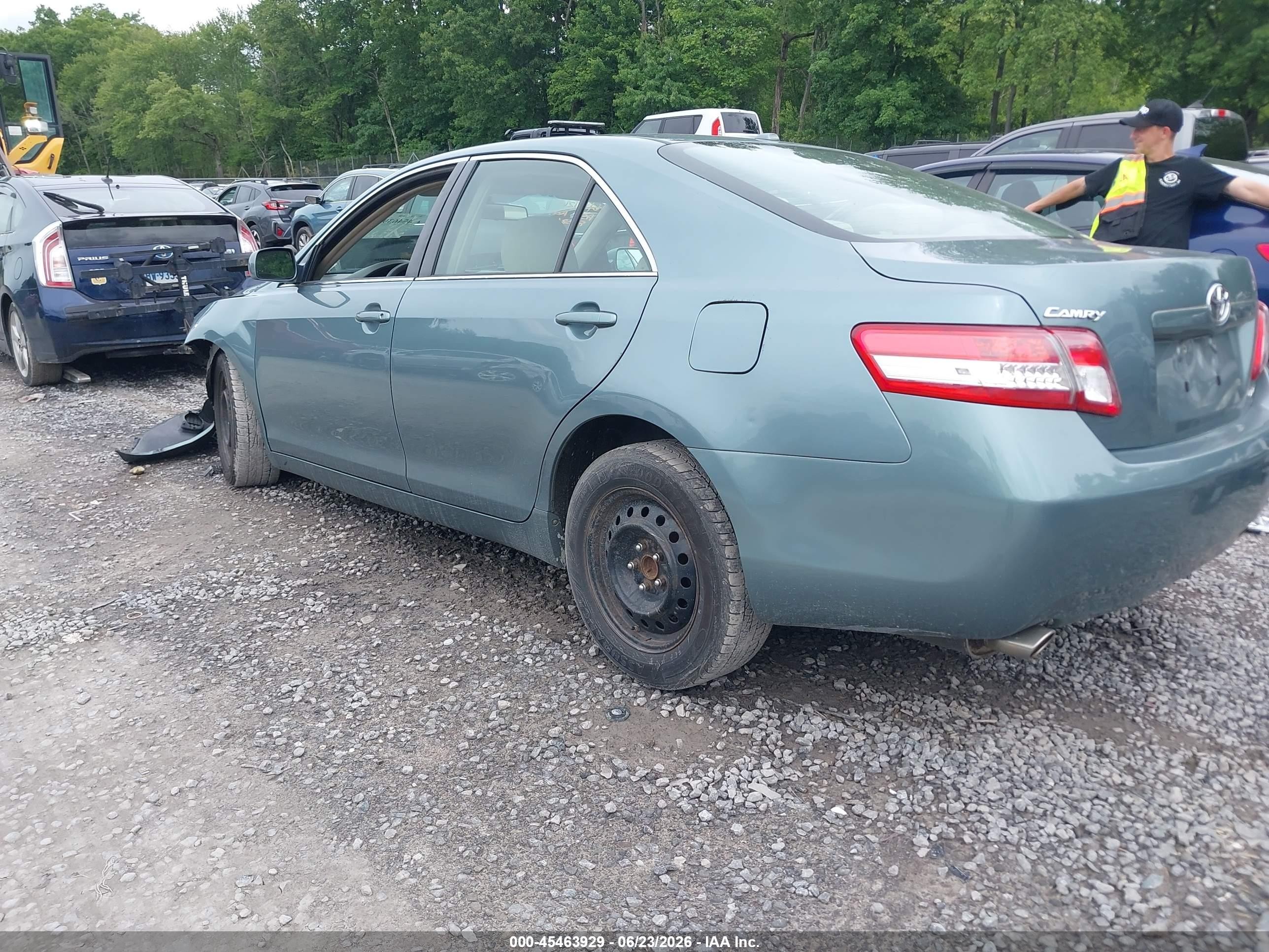 2010 Toyota Camry Le V6 Blue vin: 4T1BK3EKXAU602747