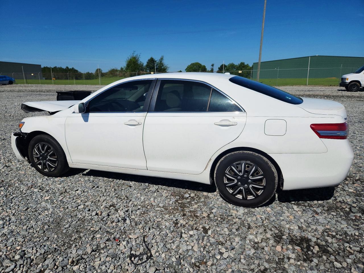 2010 Toyt Camry White vin: 4T1BK3EKXAU604384