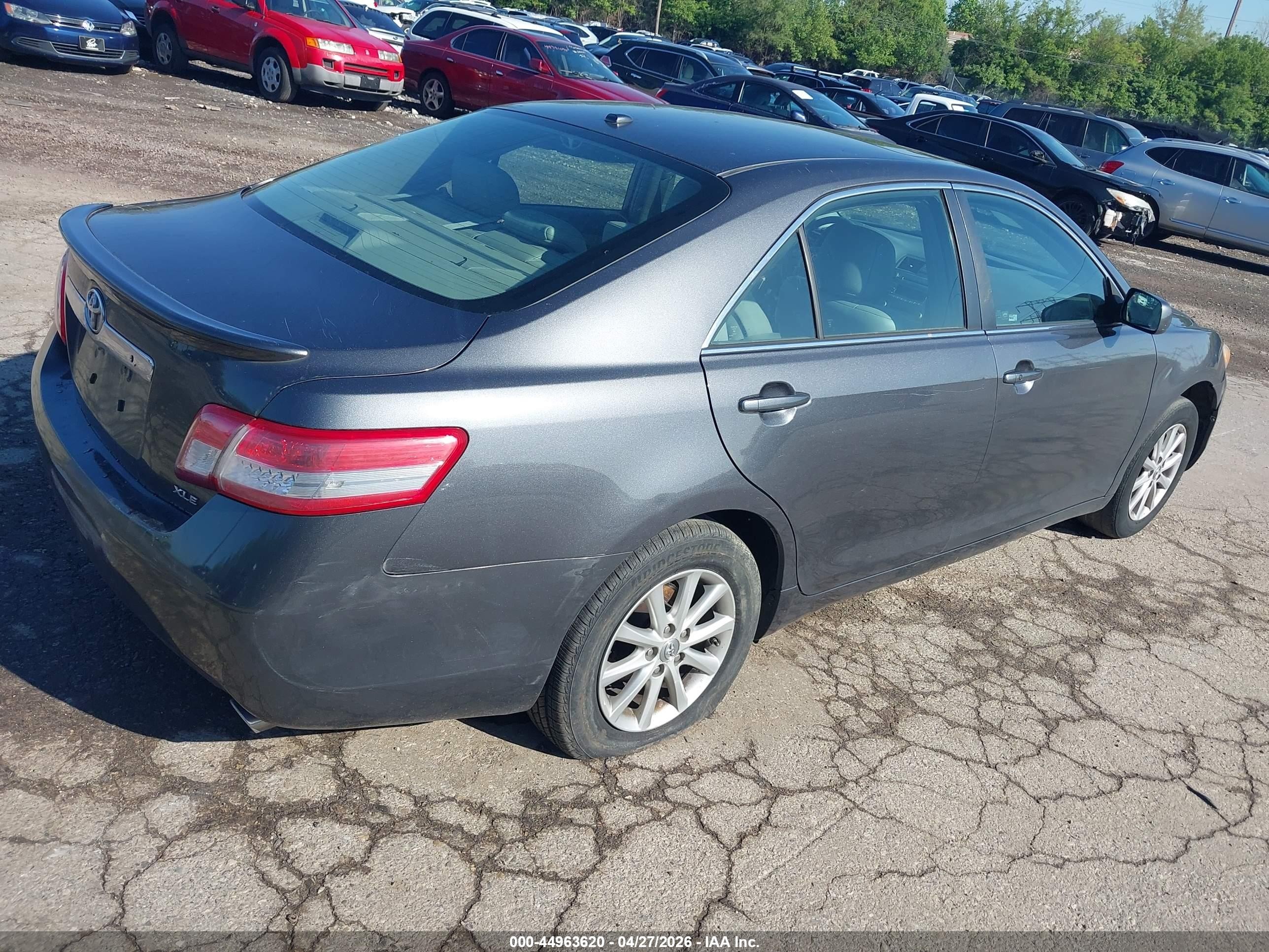 2011 Toyota Camry Xle V6 Серый vin: 4T1BK3EKXBU126839