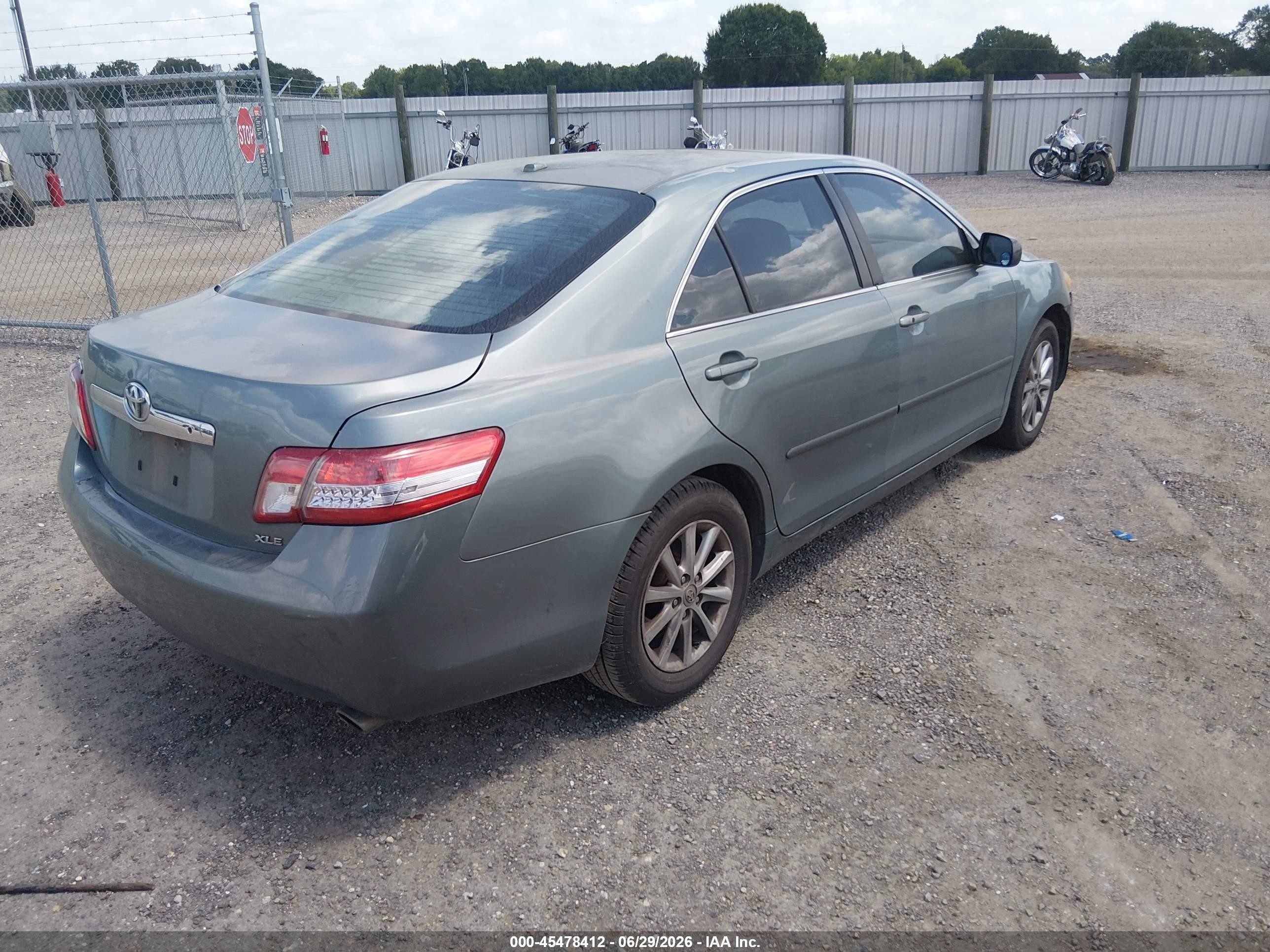2011 Toyota Camry Xle V6 Green vin: 4T1BK3EKXBU614026