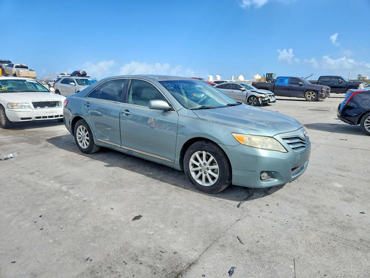 2011 Toyota Camry Xle V6 Teal vin: 4T1BK3EKXBU632526