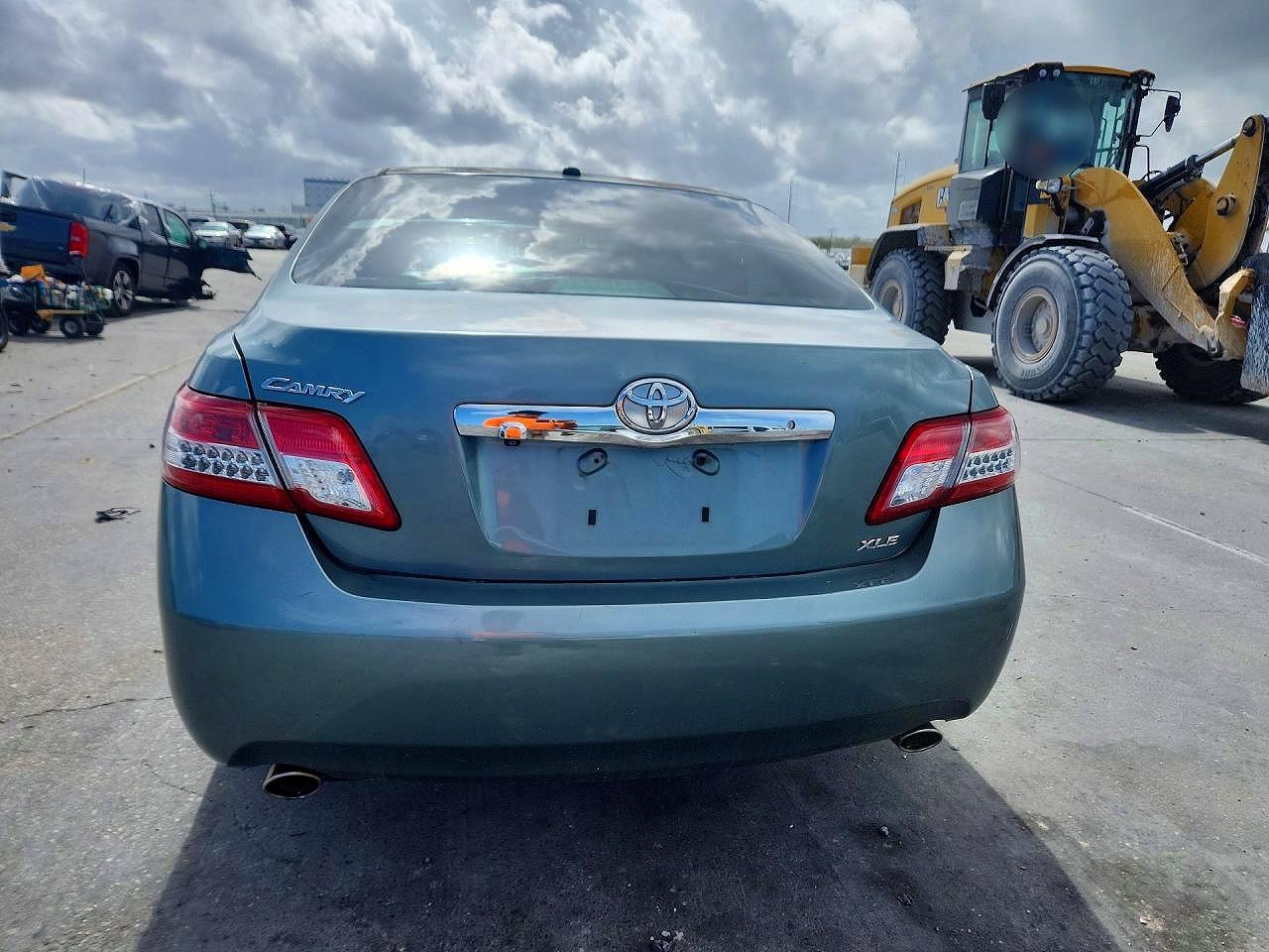 2011 Toyota Camry Xle V6 Teal vin: 4T1BK3EKXBU632526