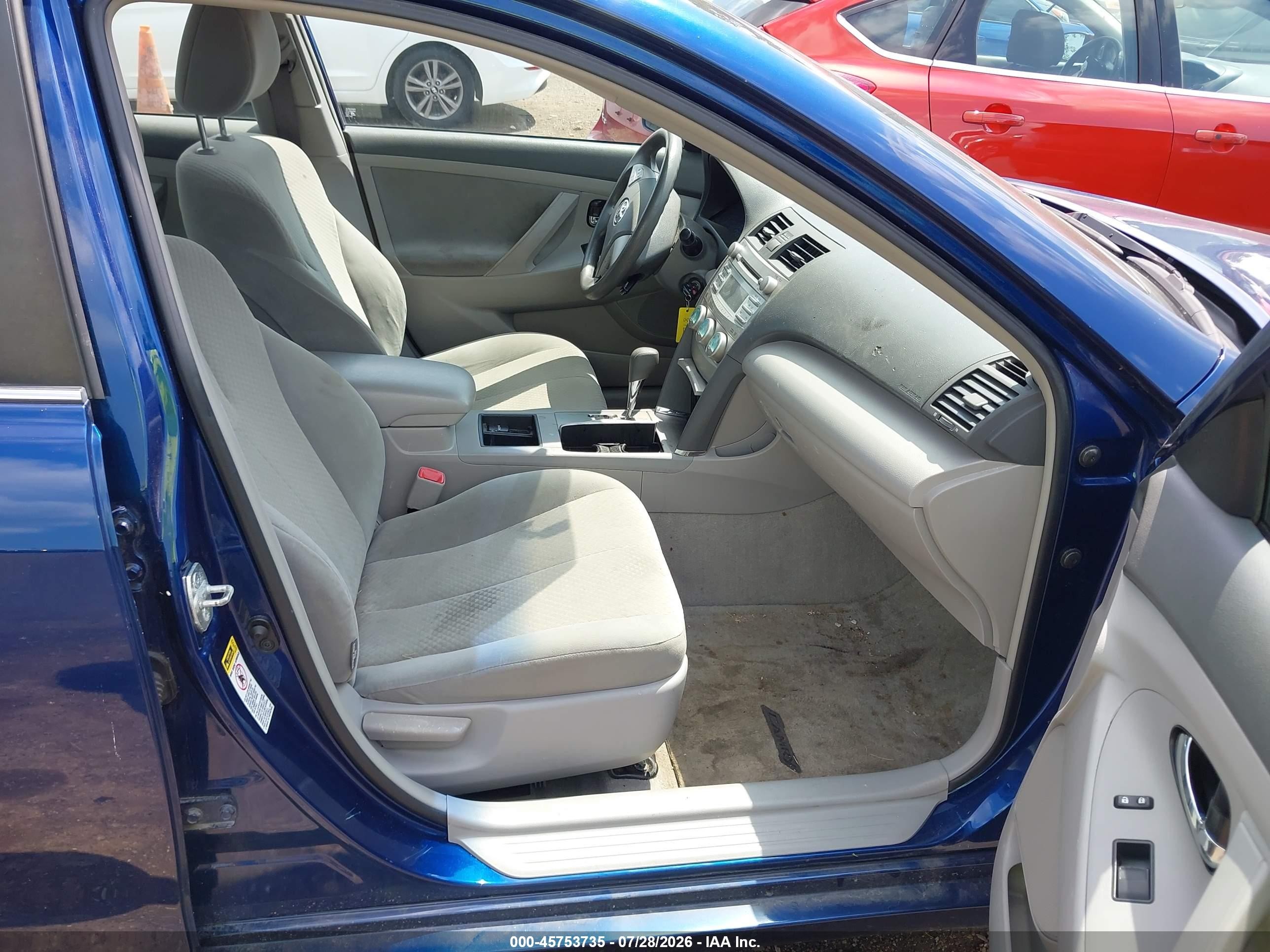 2007 Toyota Camry Le V6 Blue vin: 4T1BK46K07U040872