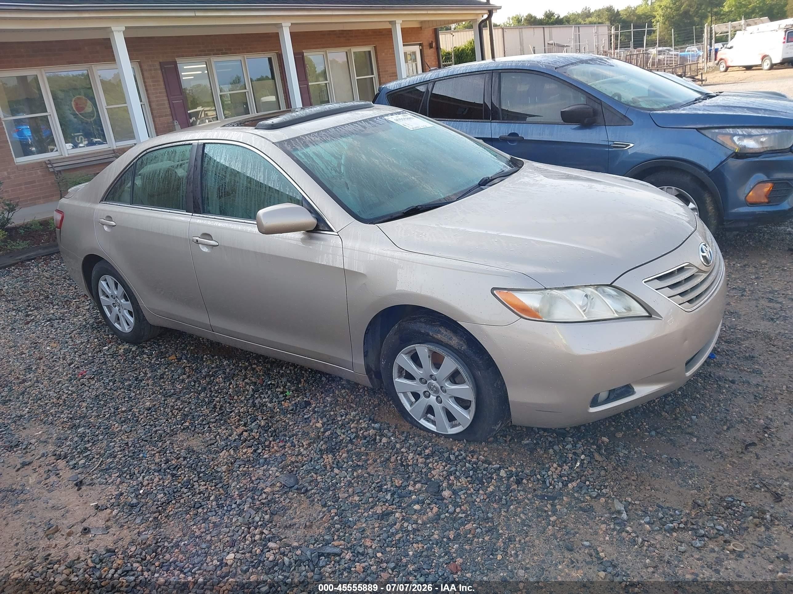 2007 Toyota Camry Le/xle/se Gold vin: 4T1BK46K07U051600