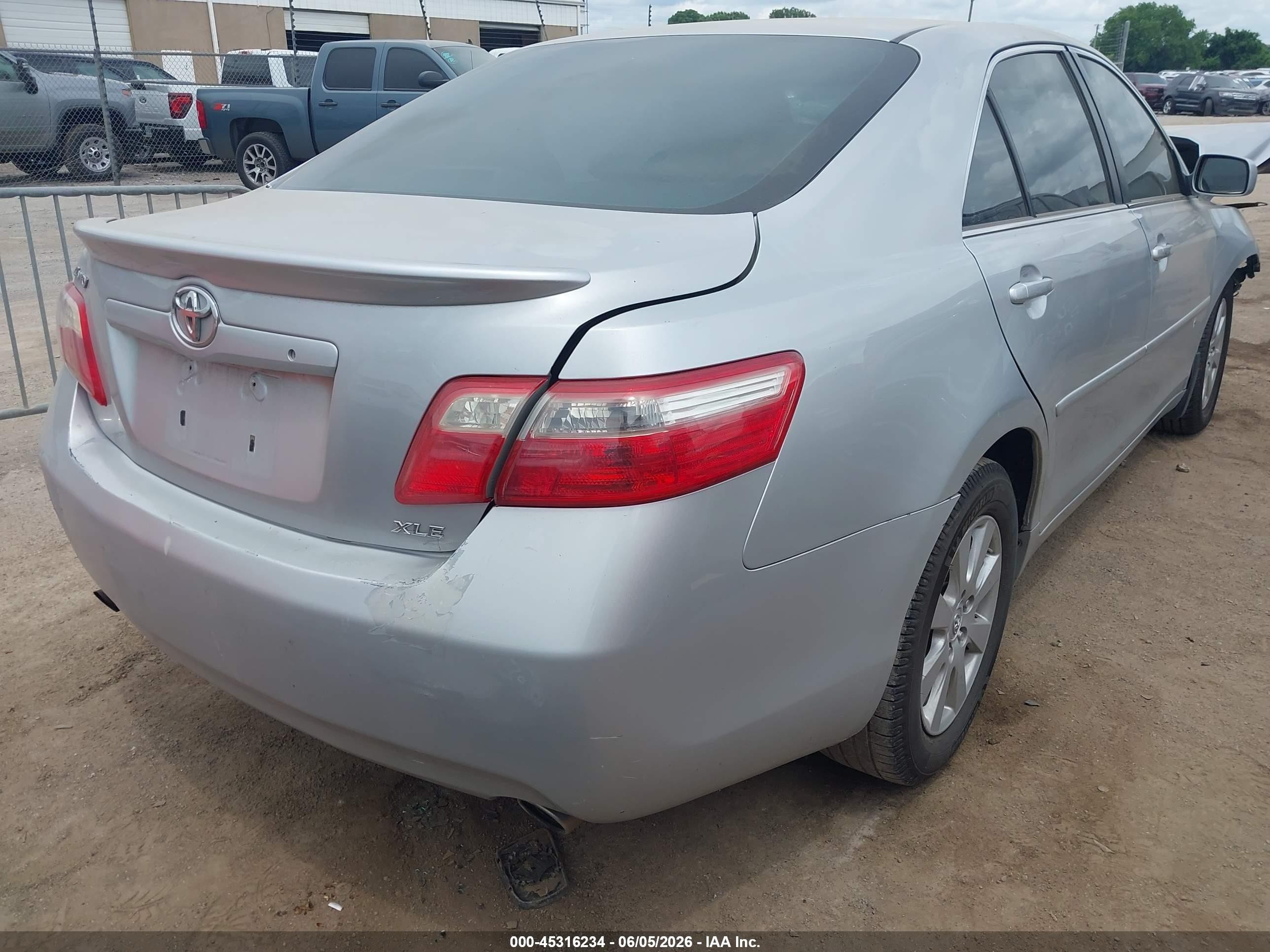 2007 Toyota Camry Xle V6 Silver vin: 4T1BK46K07U510592