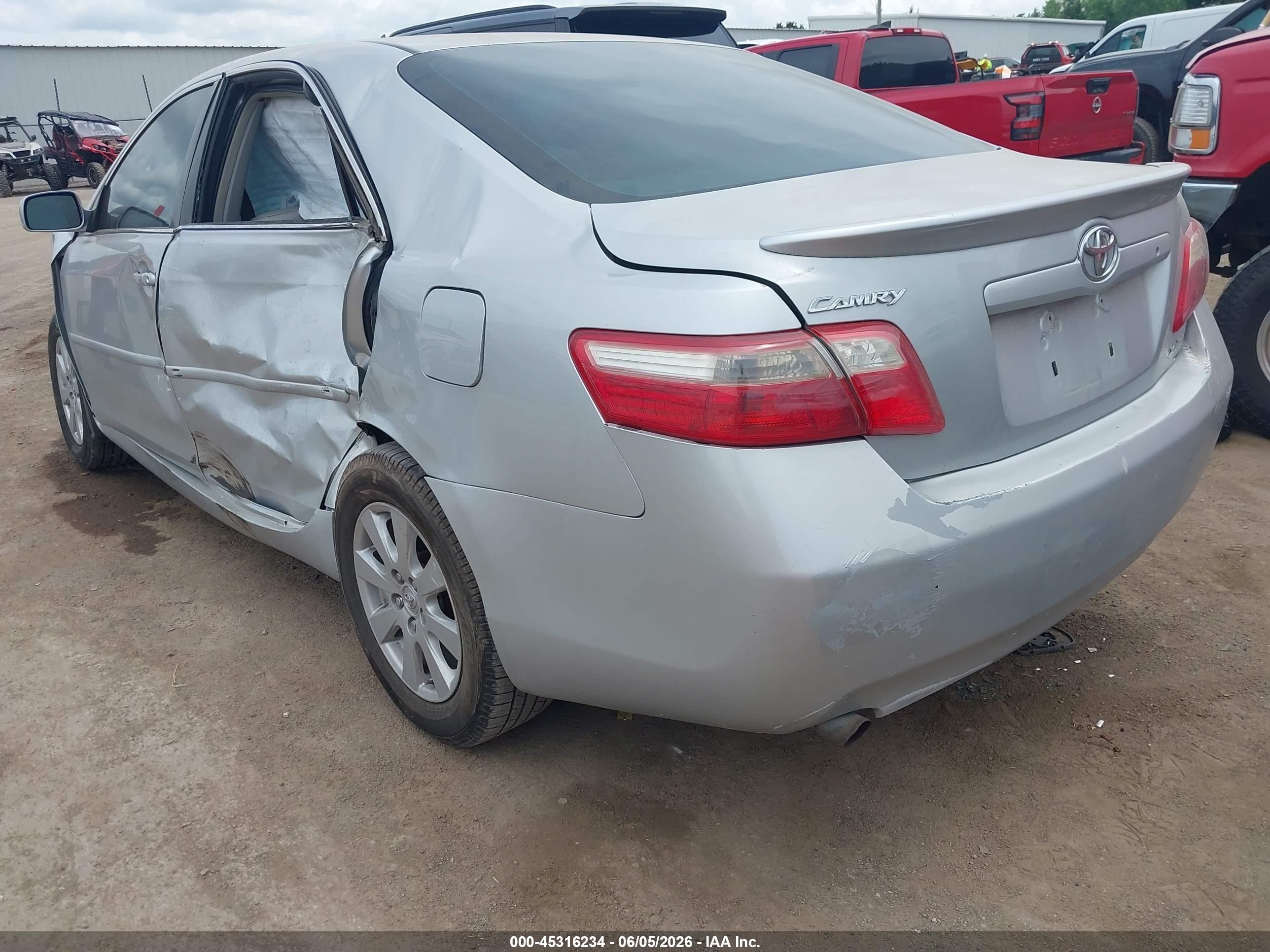 2007 Toyota Camry Xle V6 Silver vin: 4T1BK46K07U510592
