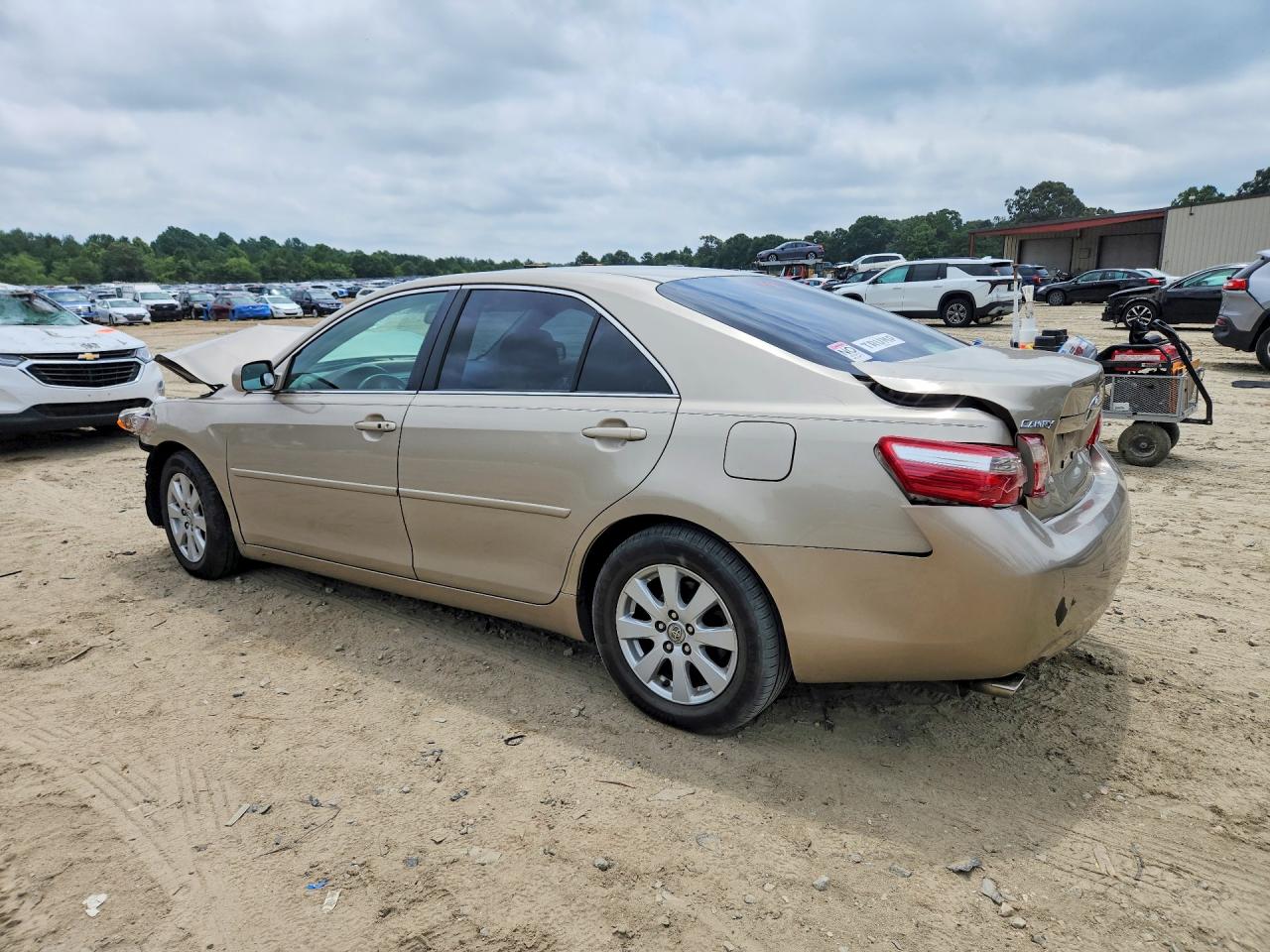2007 Toyota Camry Xle V6 Gold vin: 4T1BK46K07U531099