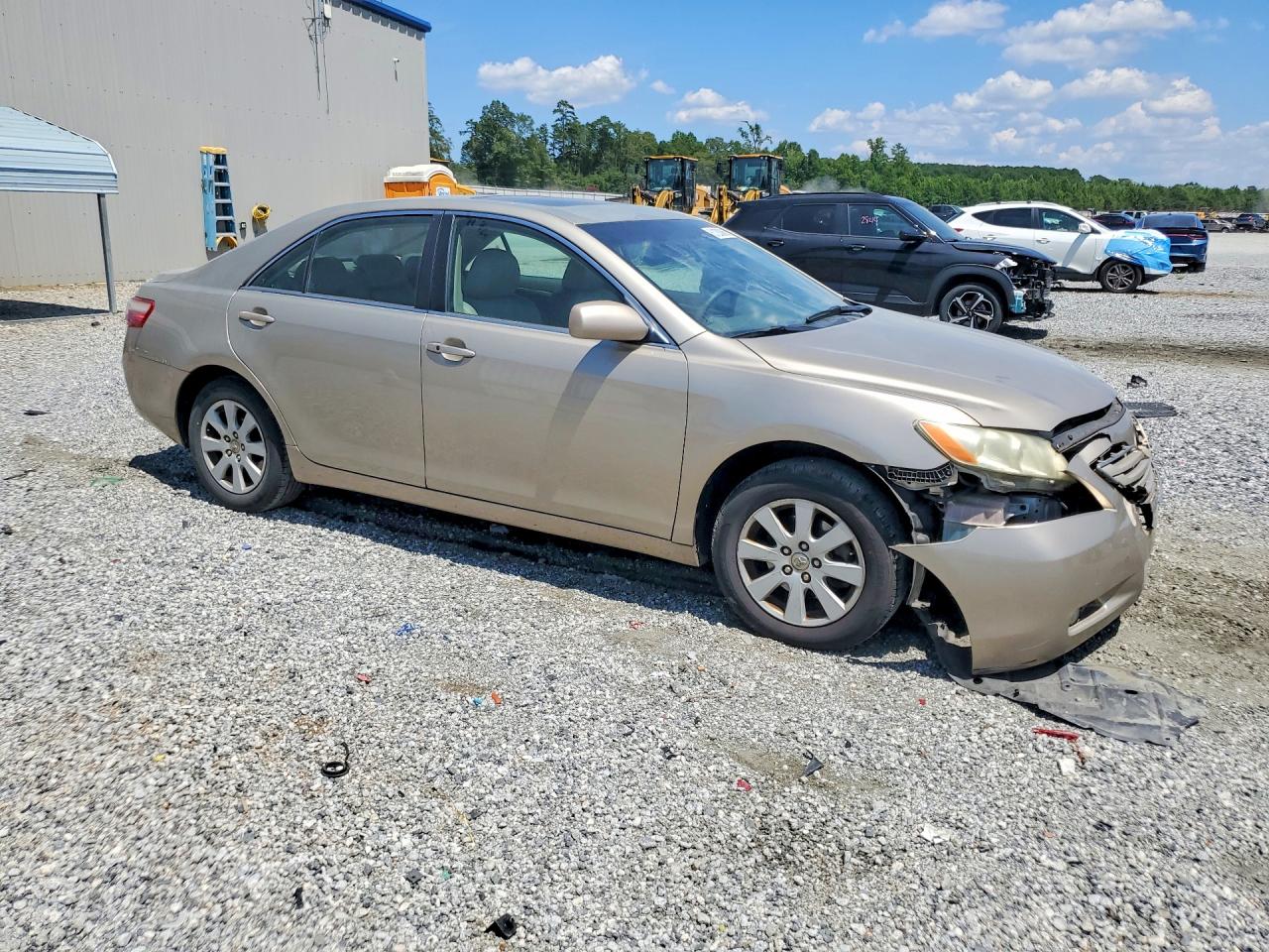 2007 Toyota Camry Xle V6 Золотой vin: 4T1BK46K07U554575