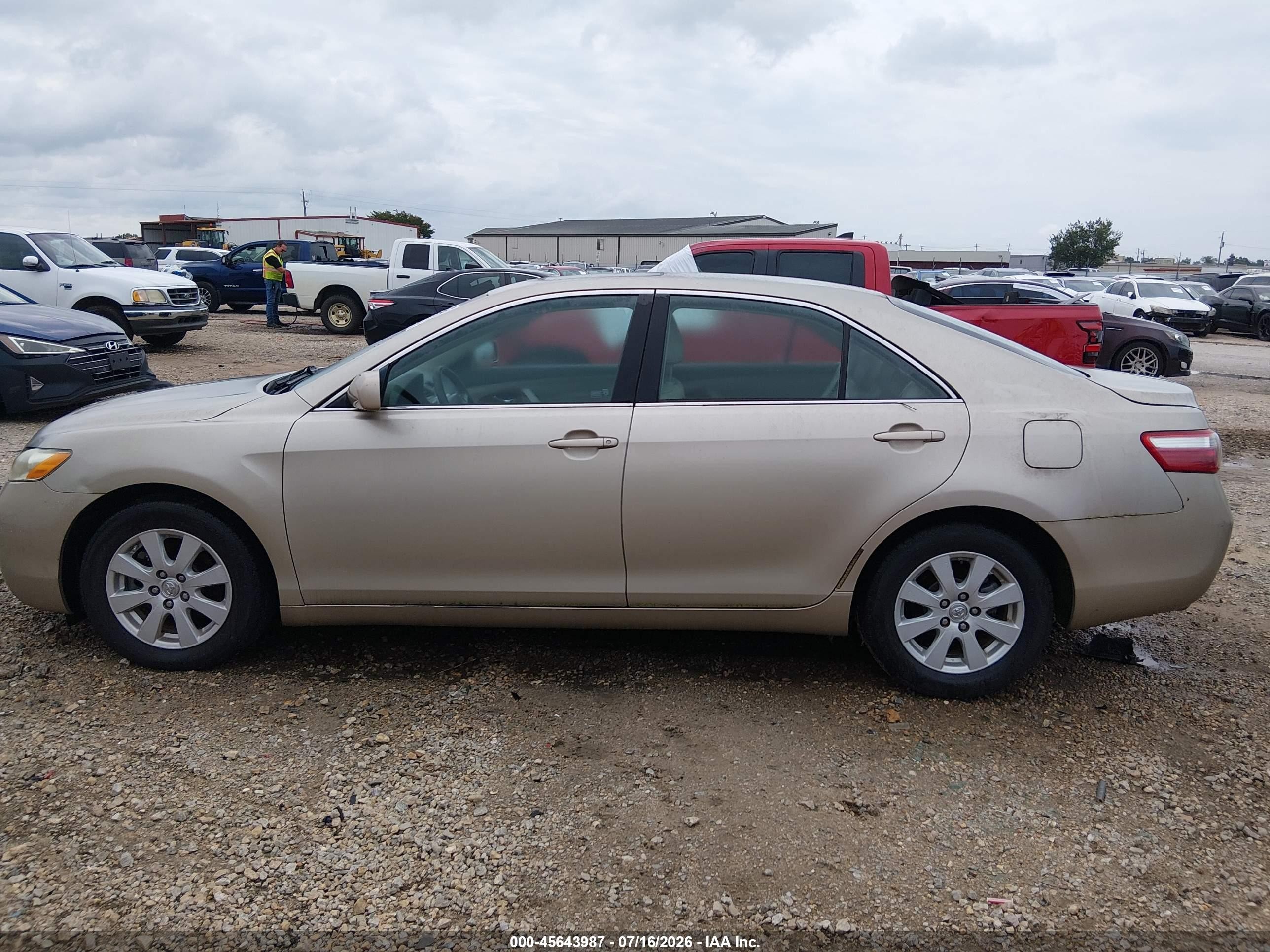 2008 Toyota Camry Le/xle/se Tan vin: 4T1BK46K08U057897