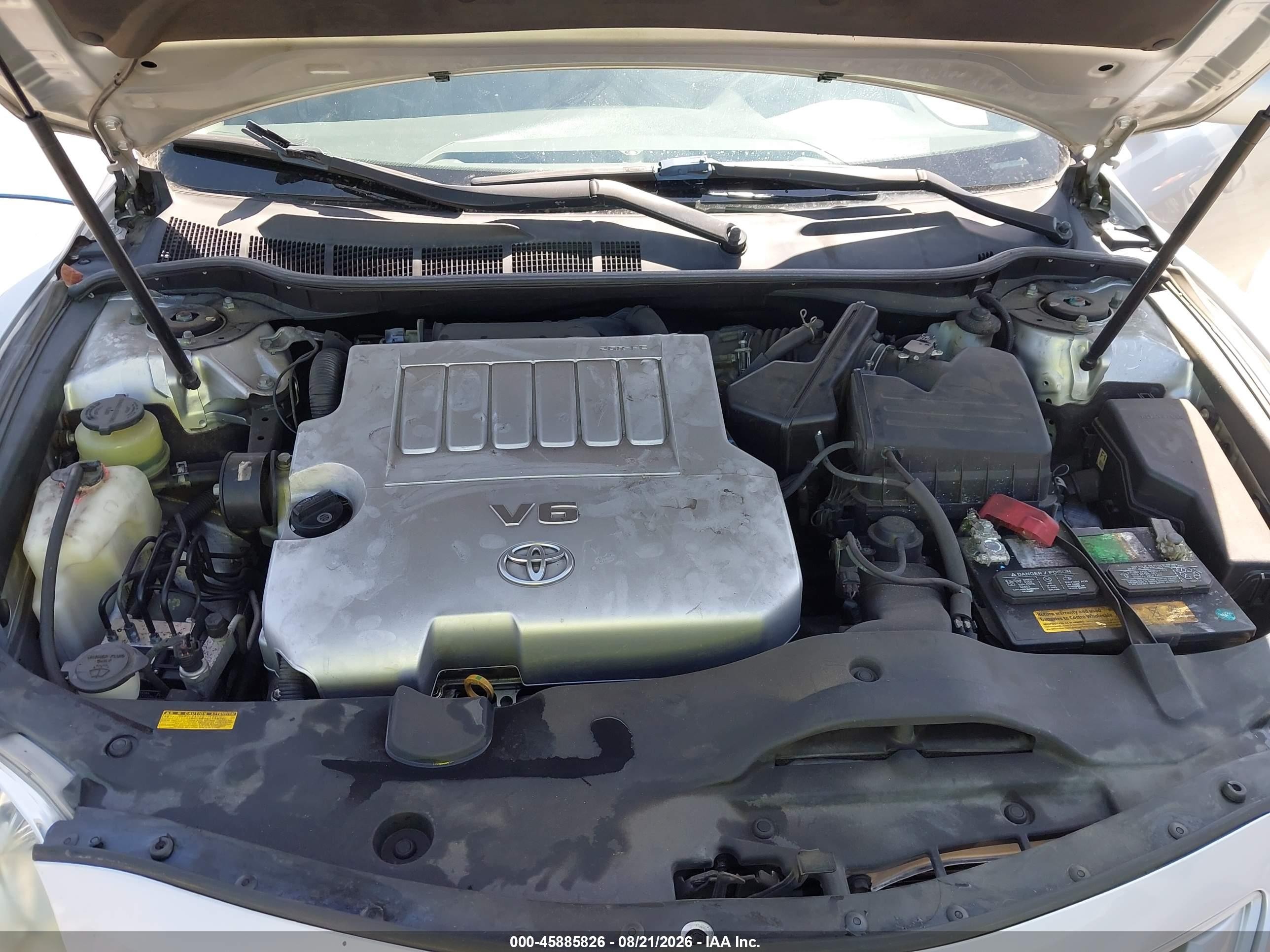 2008 Toyota Camry Le Silver vin: 4T1BK46K08U572480