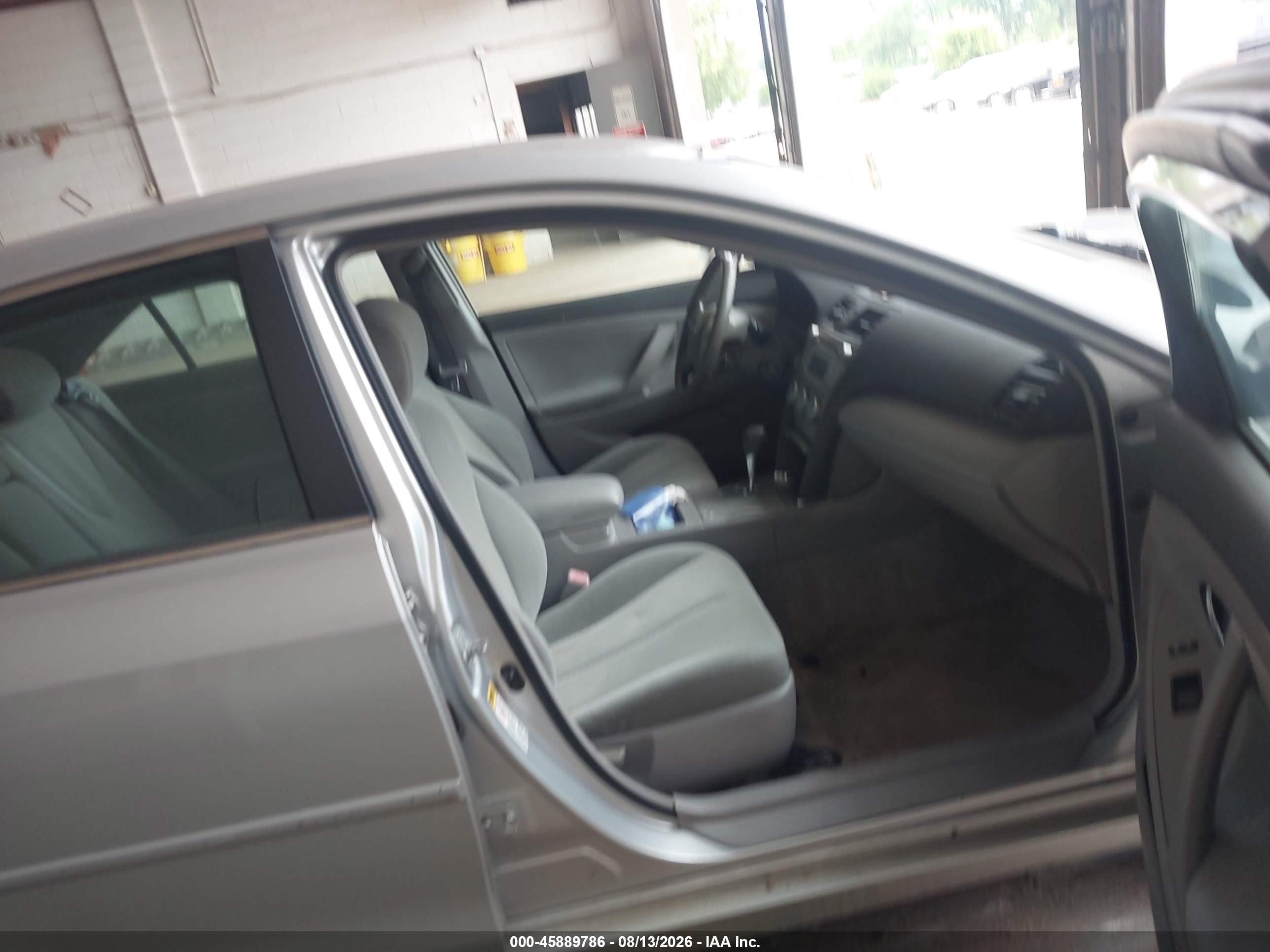 2007 Toyota Camry Le V6 Silver vin: 4T1BK46K17U039441