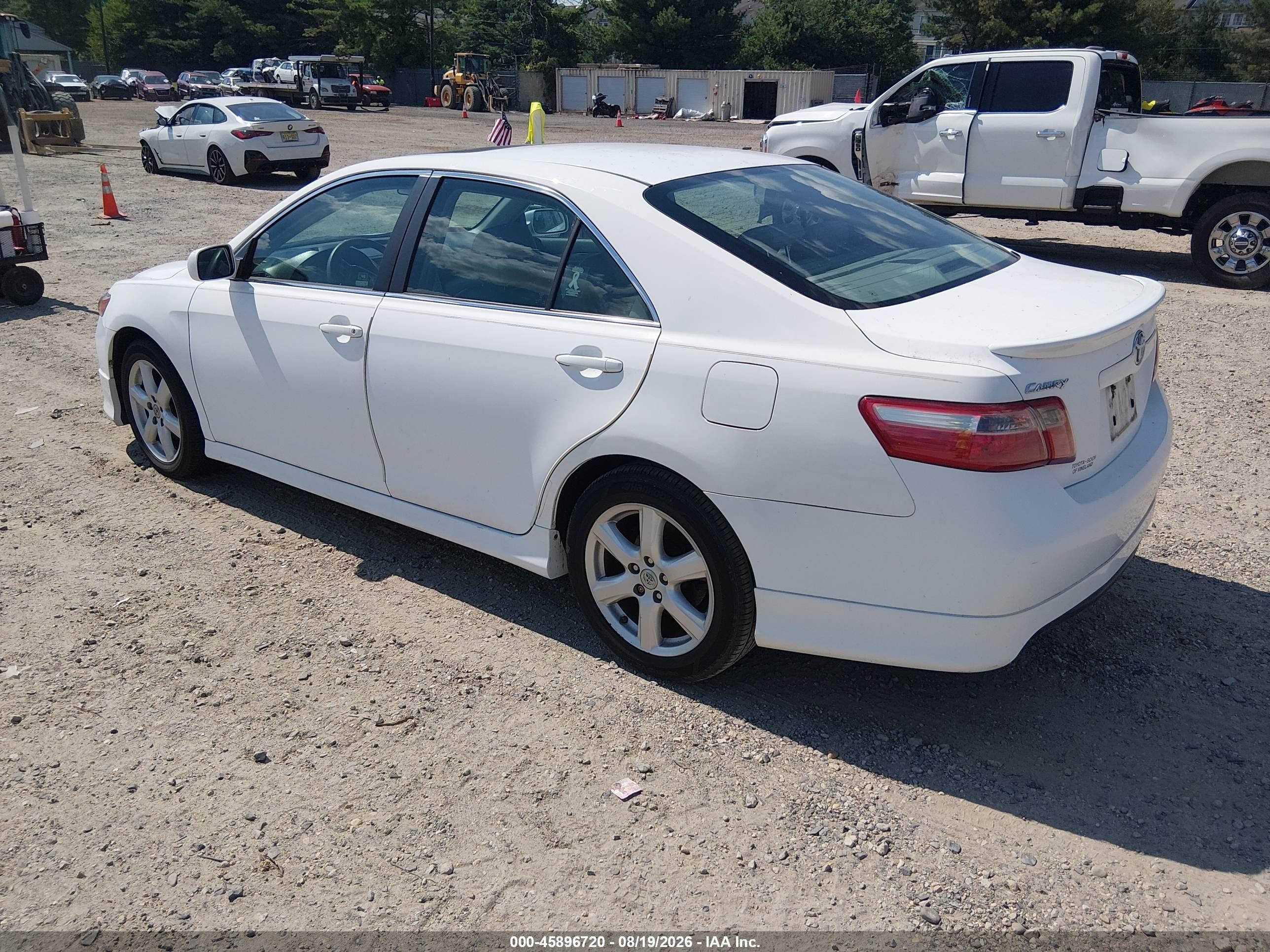 2007 Toyota Camry Se V6 White vin: 4T1BK46K17U530902