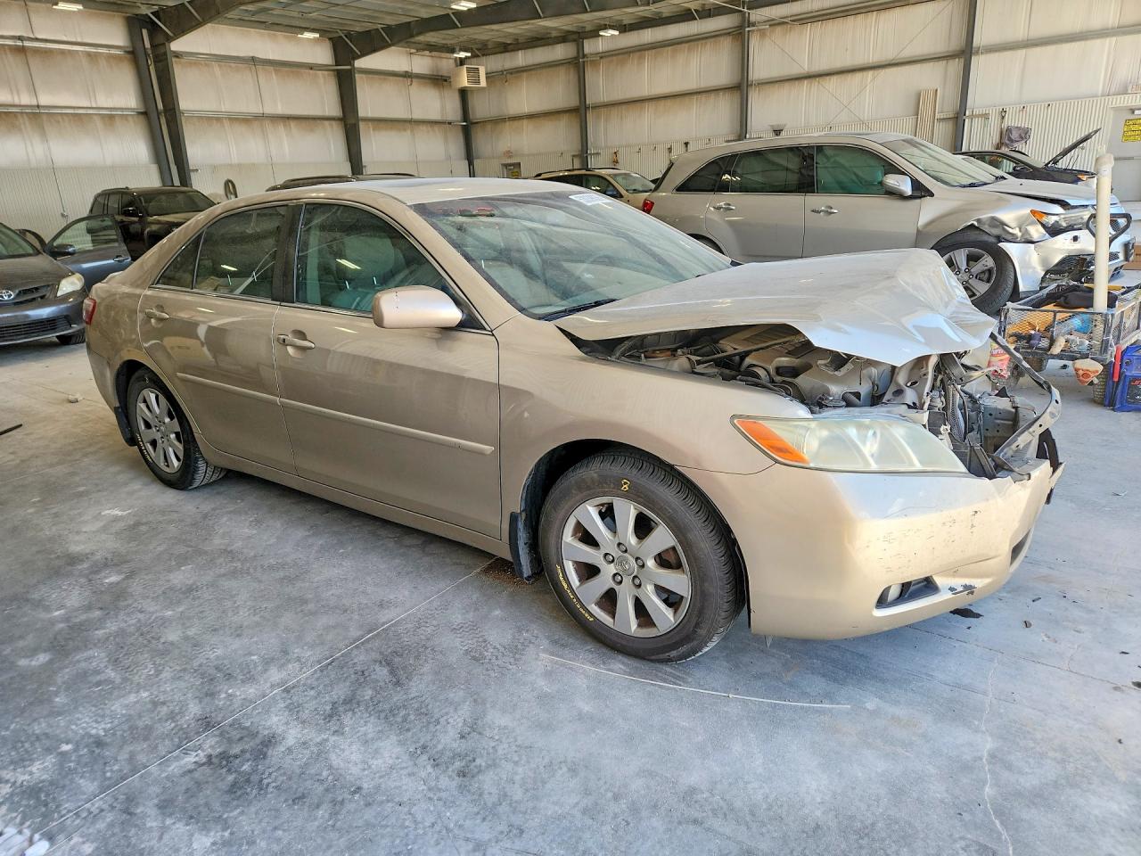 2007 Toyota Camry Xle V6 Бежевый vin: 4T1BK46K17U543326