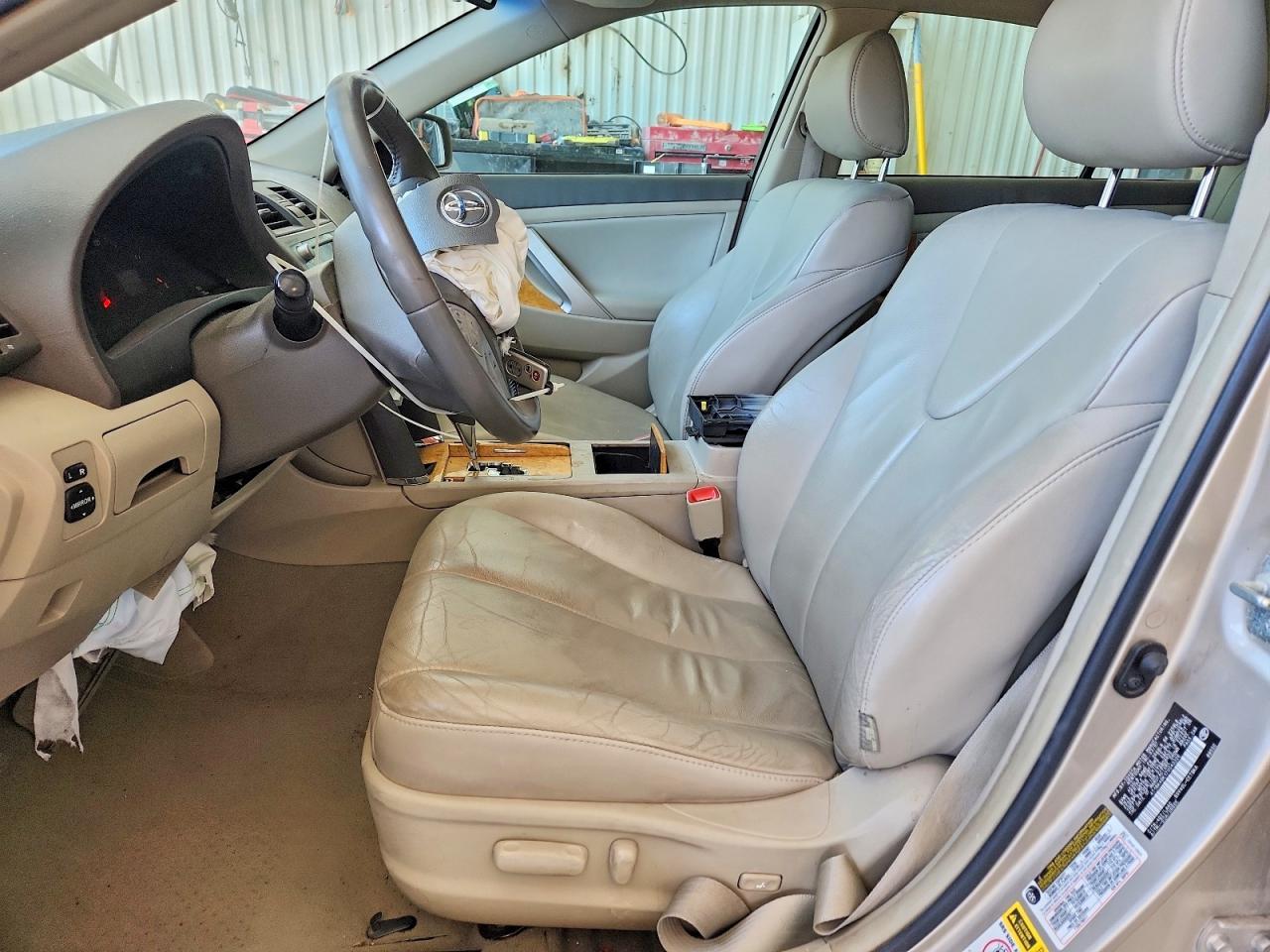 2007 Toyota Camry Xle V6 Бежевый vin: 4T1BK46K17U543326