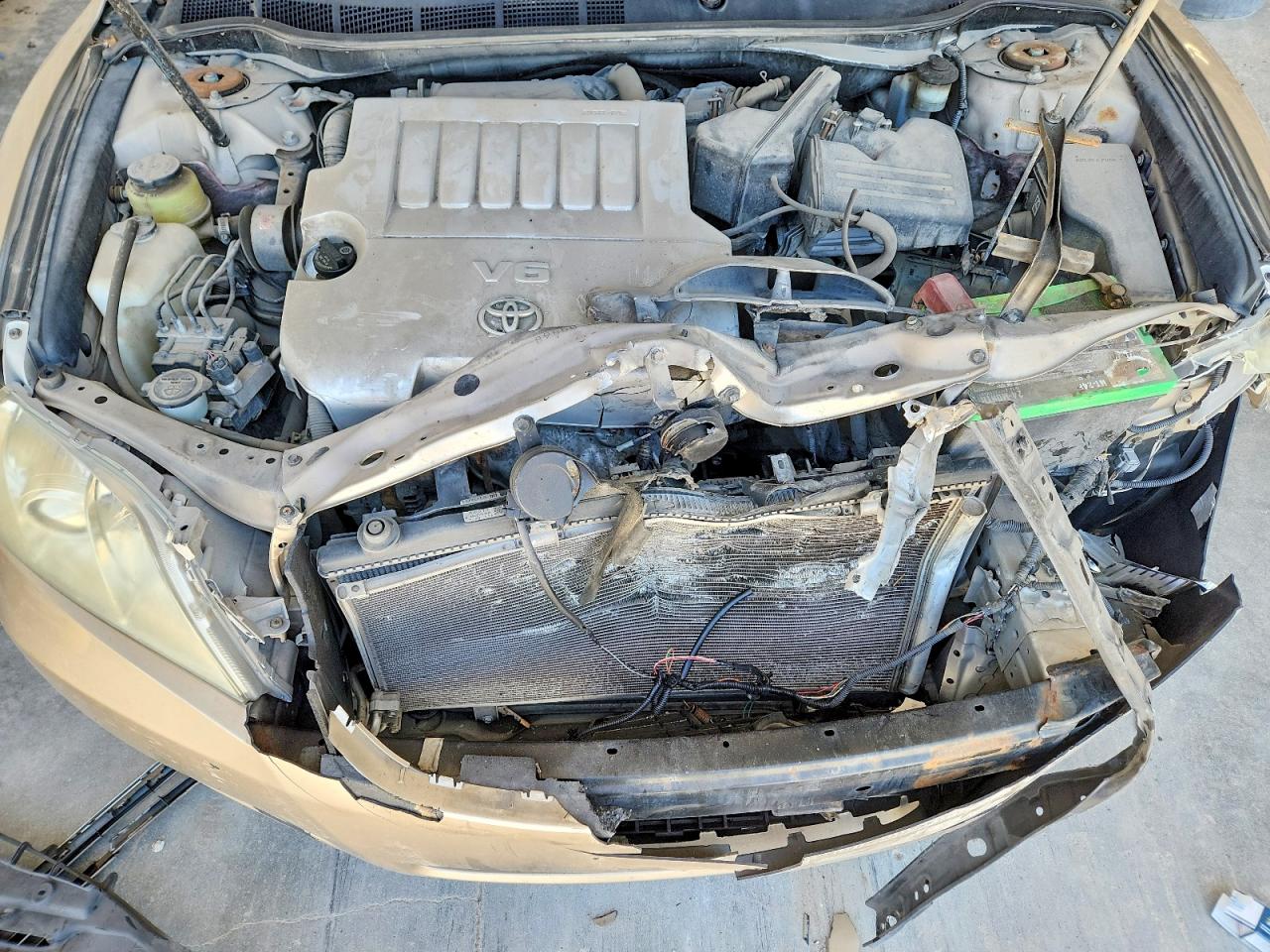 2007 Toyota Camry Xle V6 Бежевый vin: 4T1BK46K17U543326