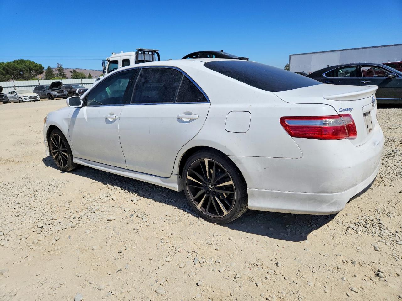 2007 Toyota Camry Se V6 Белый vin: 4T1BK46K17U543956