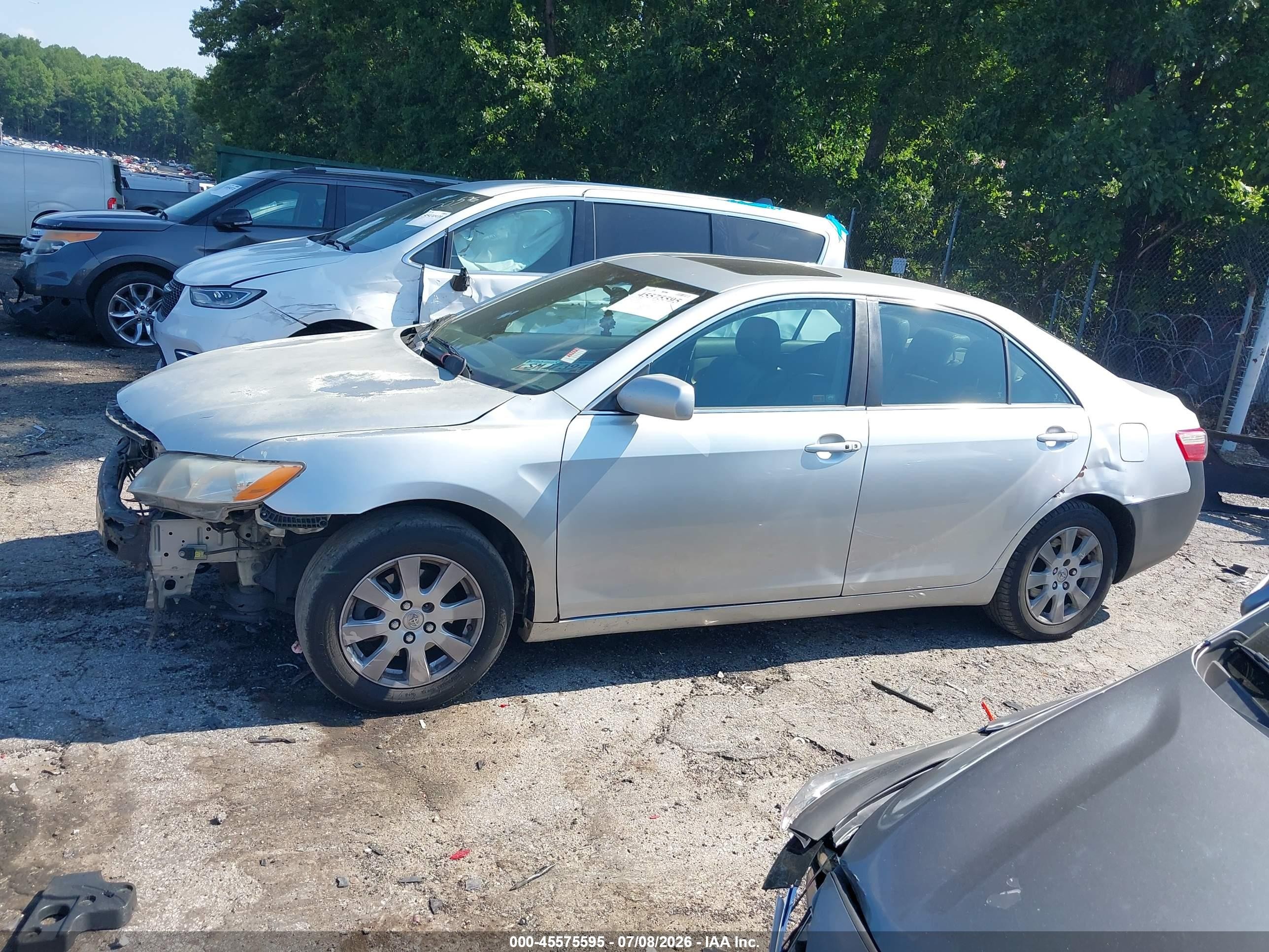 2007 Toyota Camry Xle V6 Silver vin: 4T1BK46K17U548106