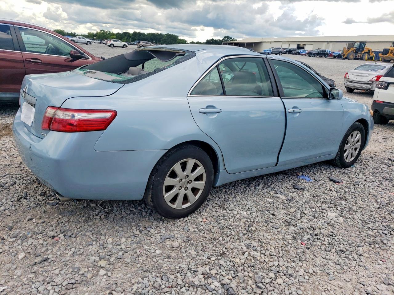 2008 Toyota Camry Le Blue vin: 4T1BK46K18U566414
