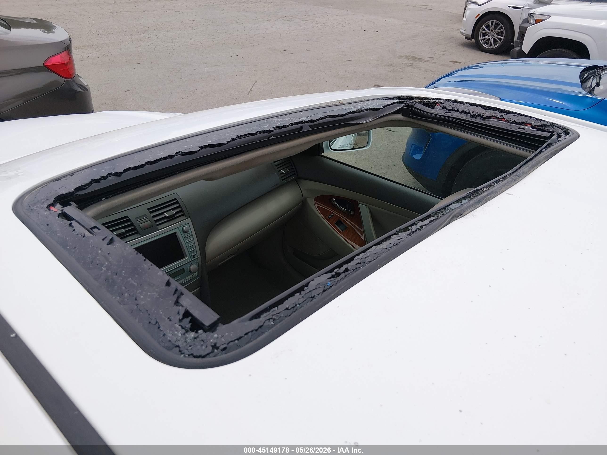 2009 Toyota Camry Xle V6 White vin: 4T1BK46K19U577169