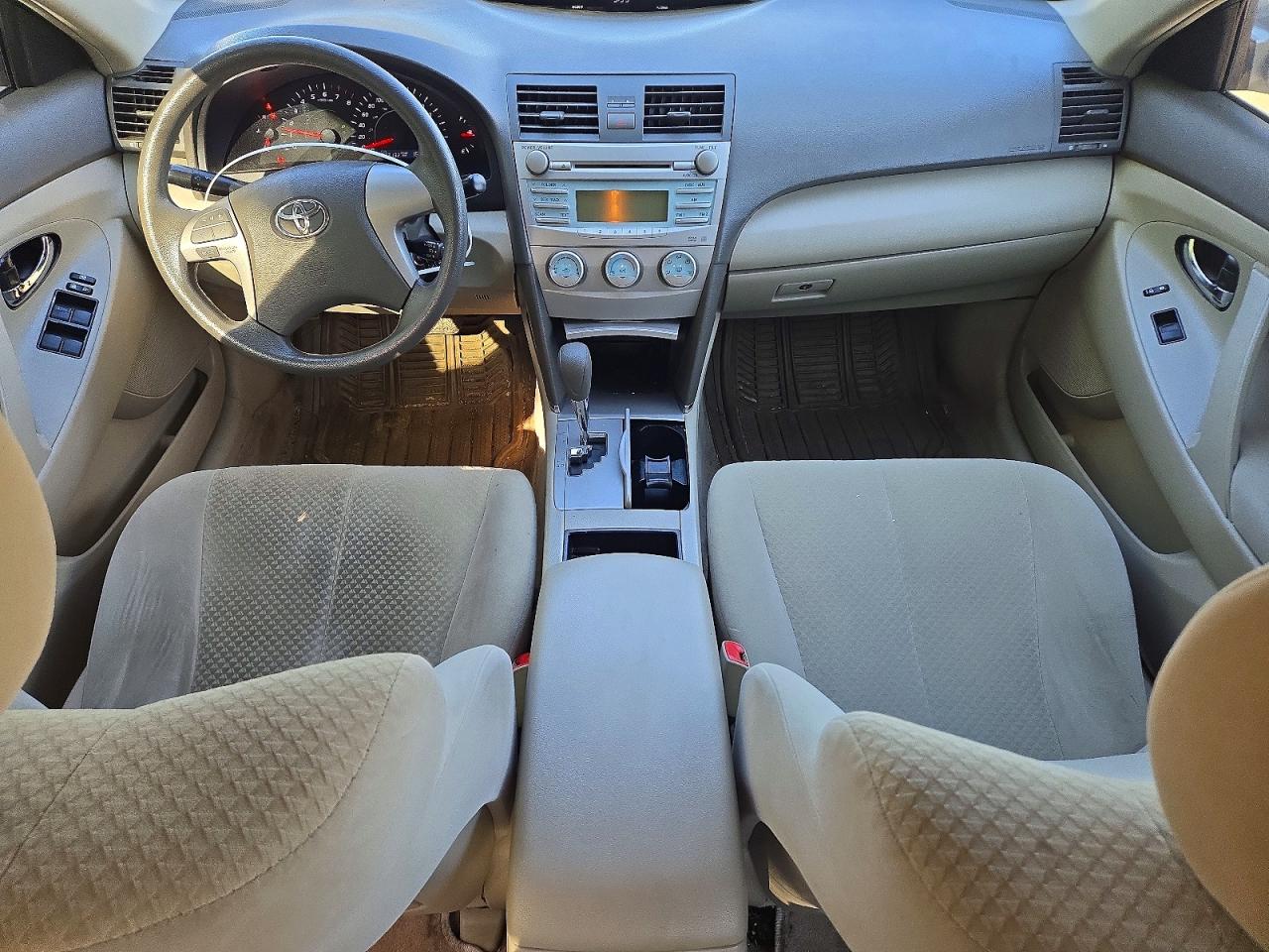 2007 Toyota Camry Le Tan vin: 4T1BK46K27U019604