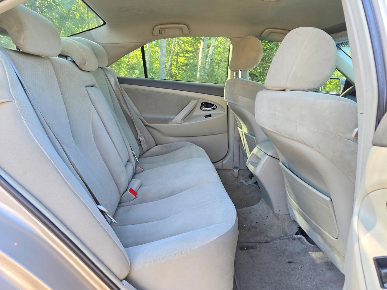 2007 Toyota Camry Le Tan vin: 4T1BK46K27U019604