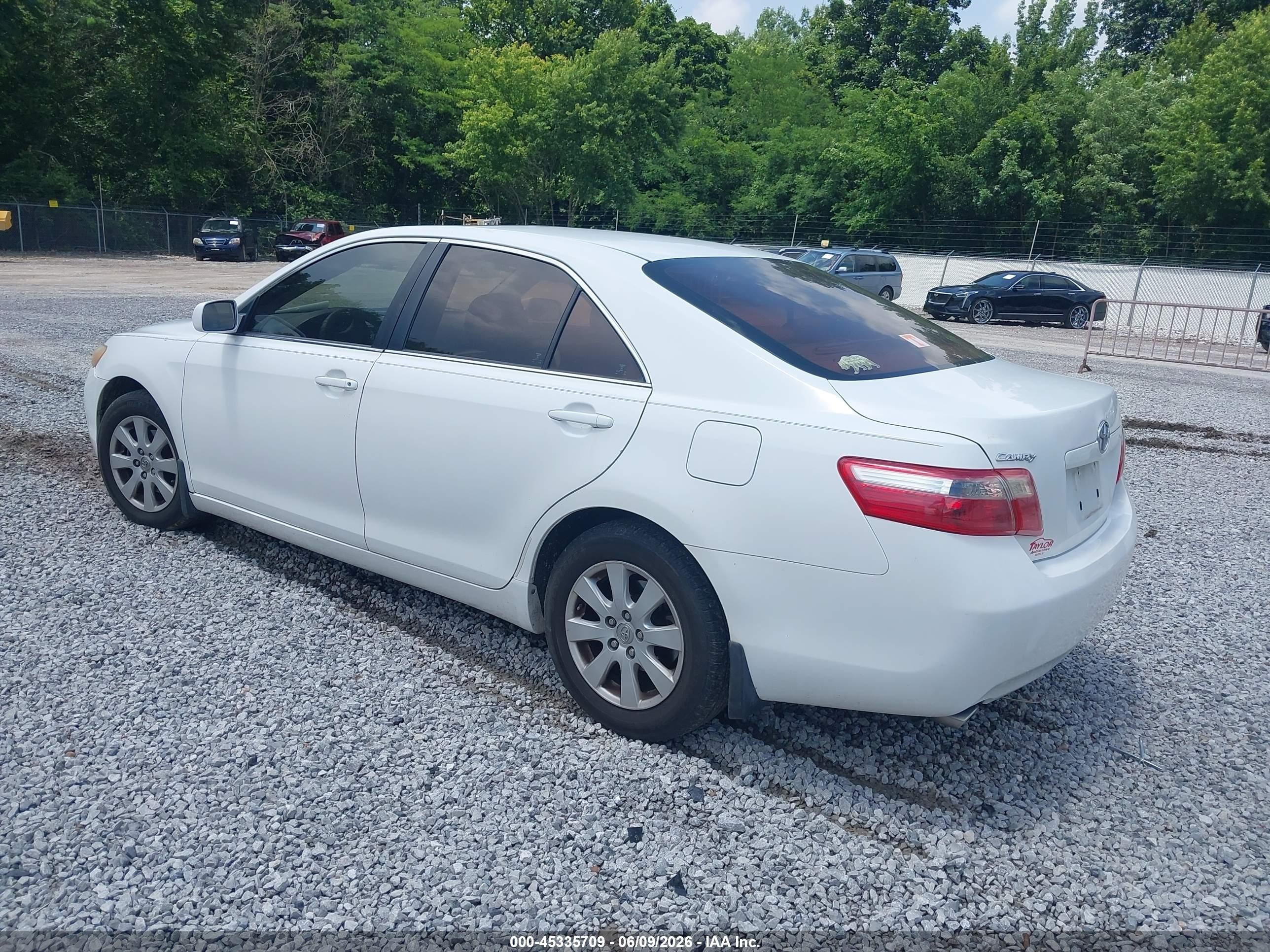 2008 Toyota Camry Xle V6 White vin: 4T1BK46K28U563778