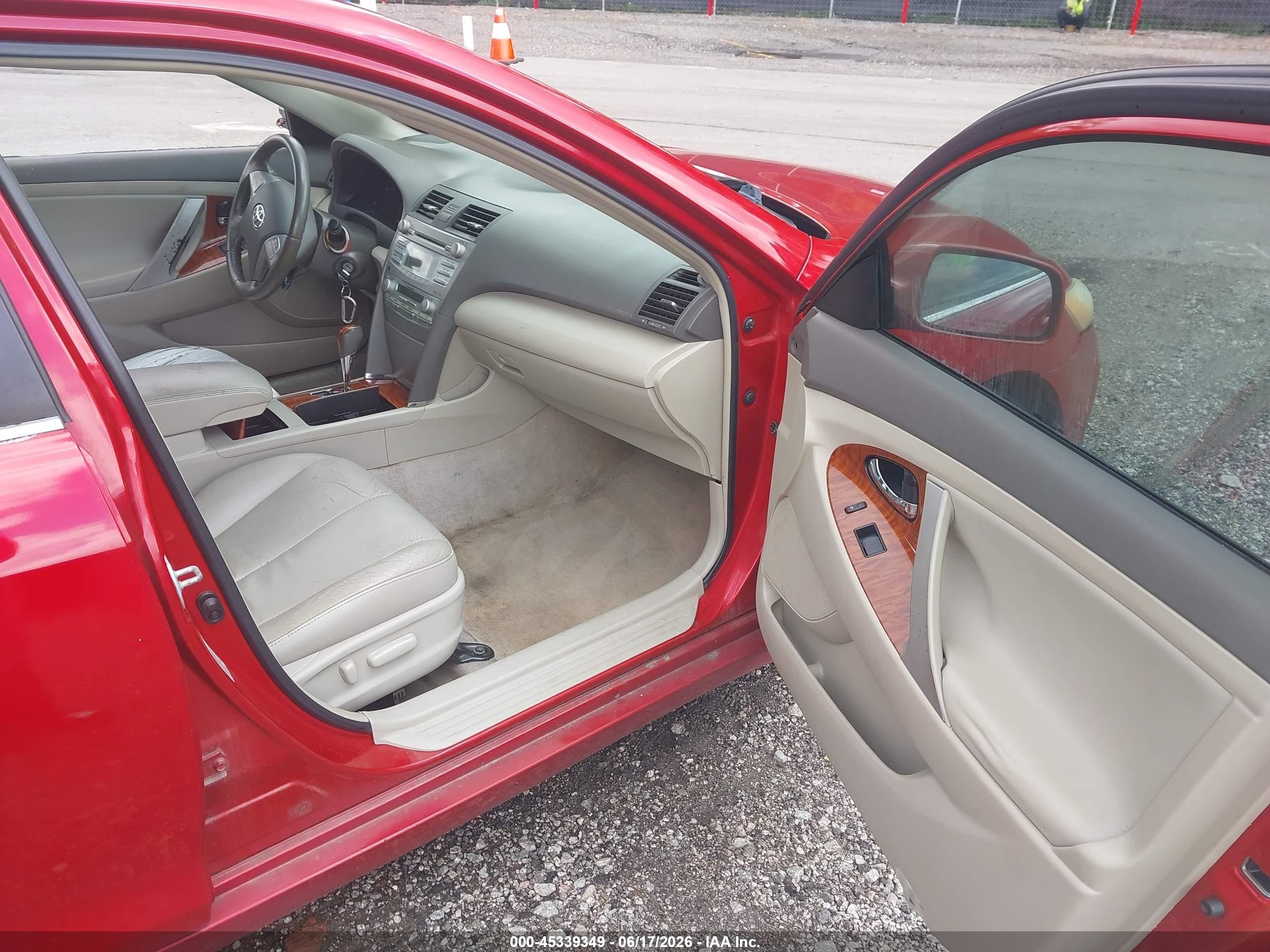 2009 Toyota Camry Xle V6 Red vin: 4T1BK46K29U076338