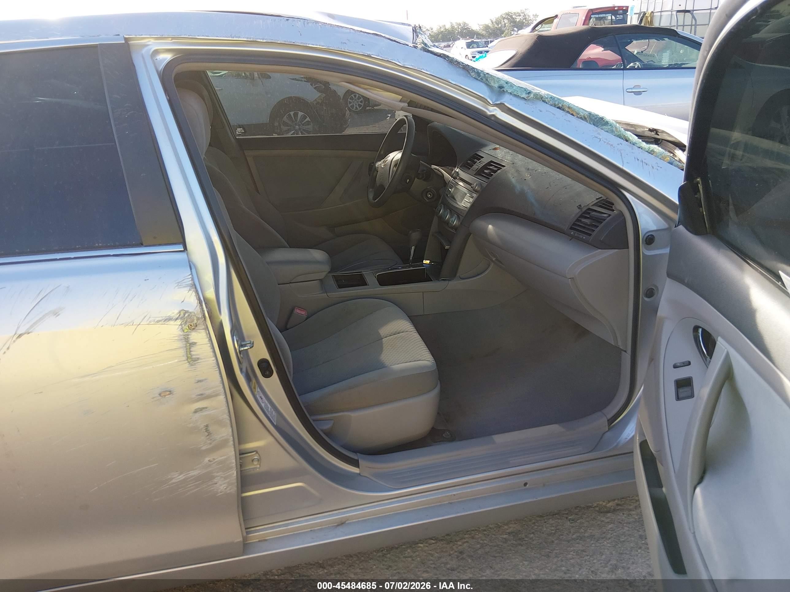 2009 Toyota Camry Le V6 Серебряный vin: 4T1BK46K29U579223