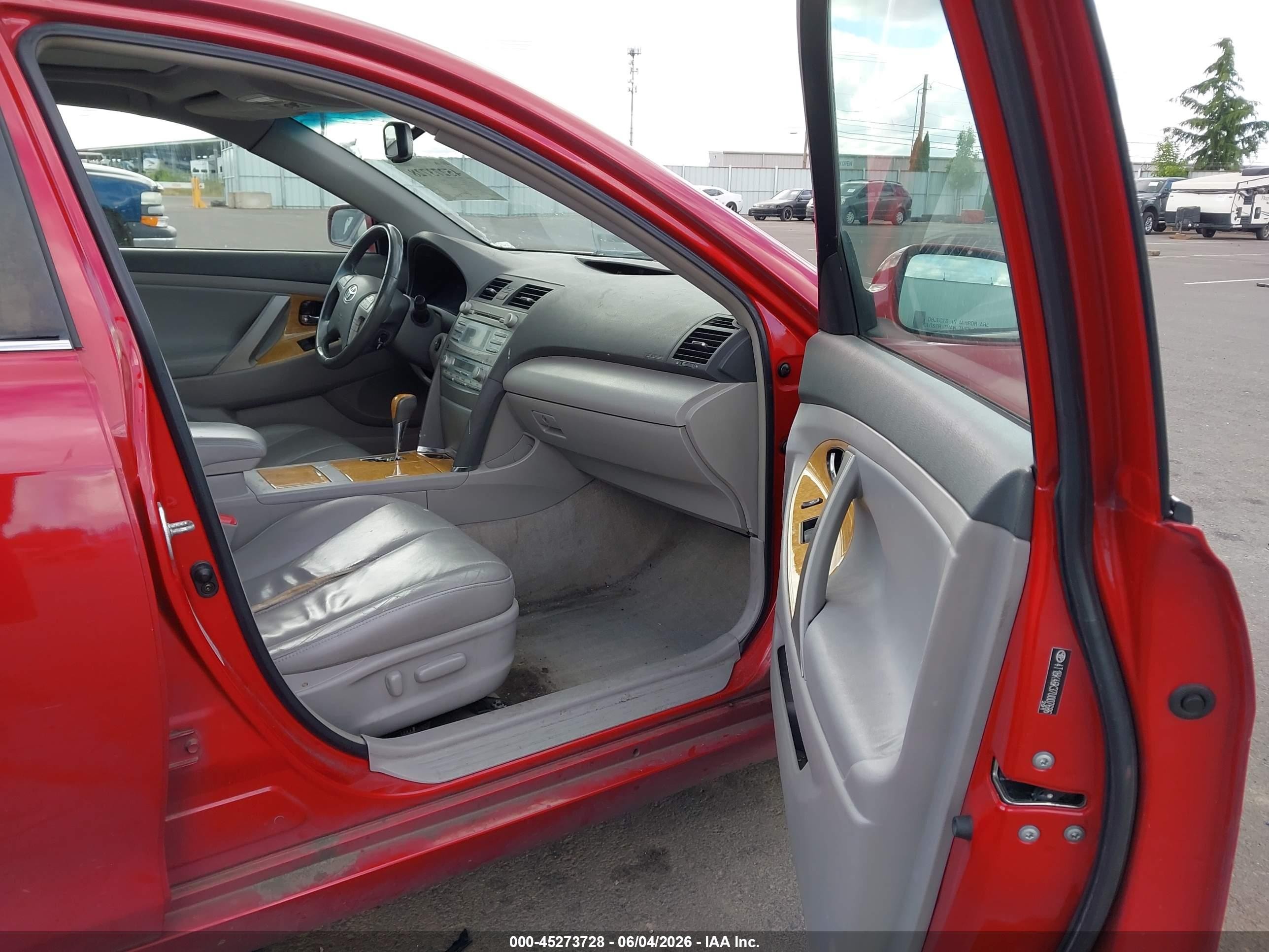 2007 Toyota Camry Xle V6 Red vin: 4T1BK46K37U007686
