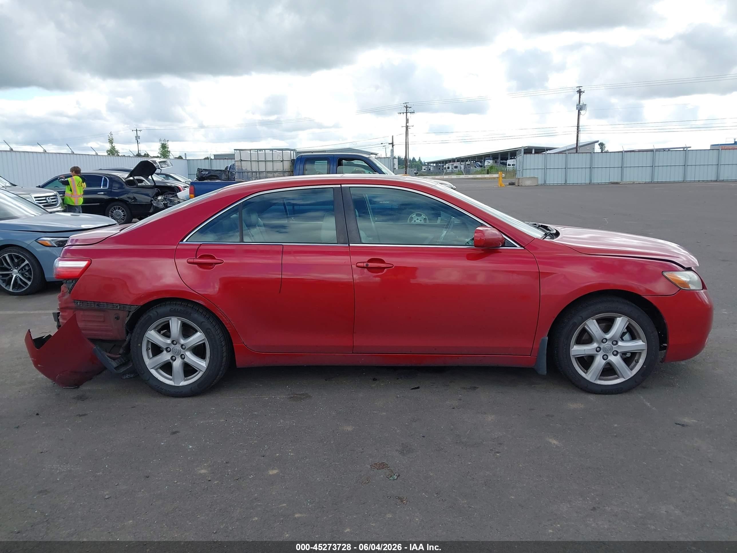 2007 Toyota Camry Xle V6 Red vin: 4T1BK46K37U007686