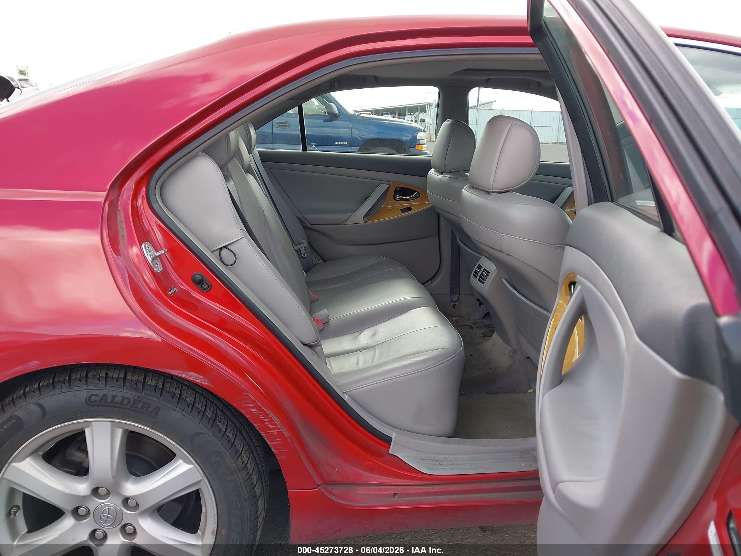 2007 Toyota Camry Xle V6 Red vin: 4T1BK46K37U007686