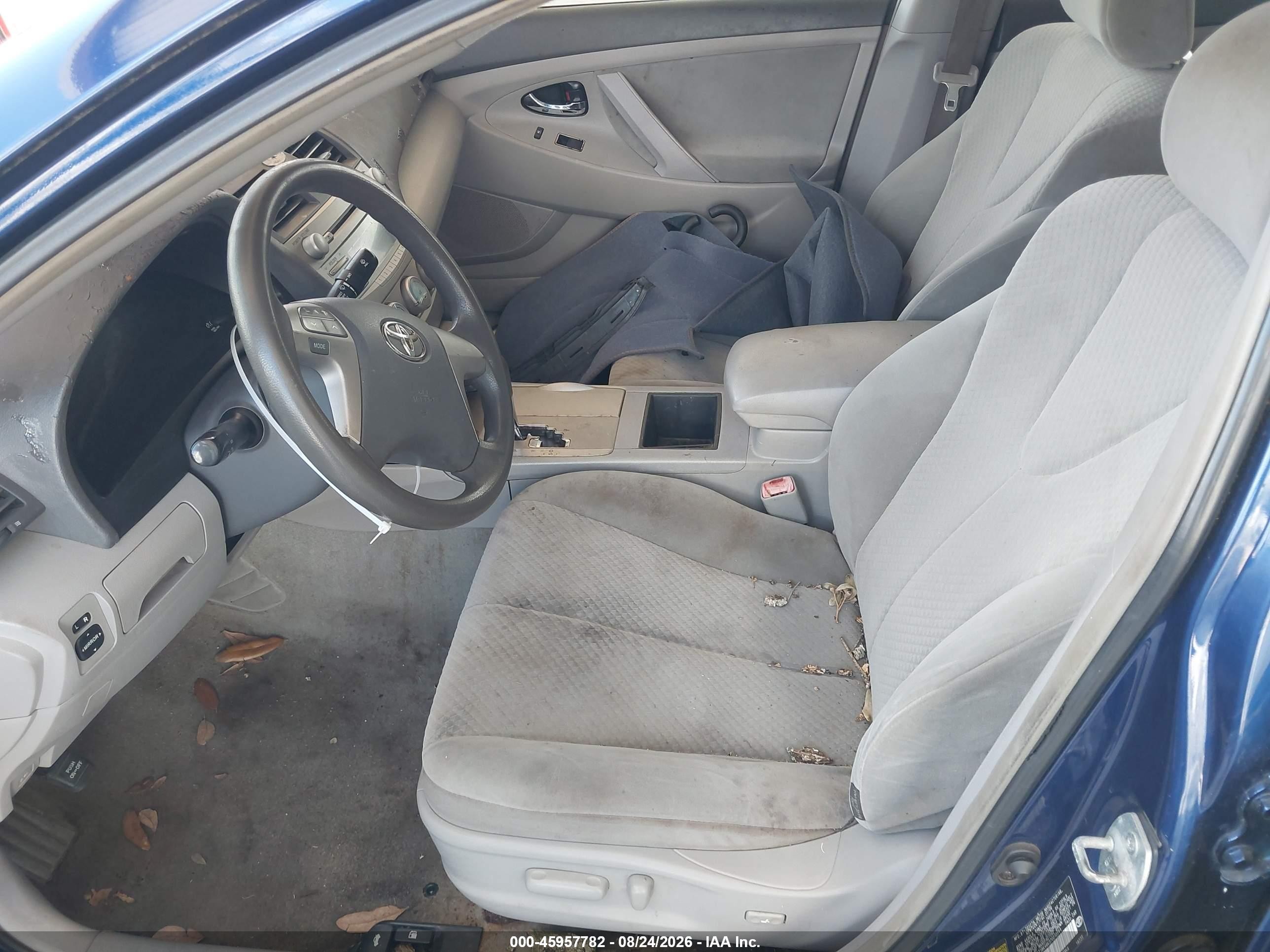 2007 Toyota Camry Le V6 Blue vin: 4T1BK46K37U010541