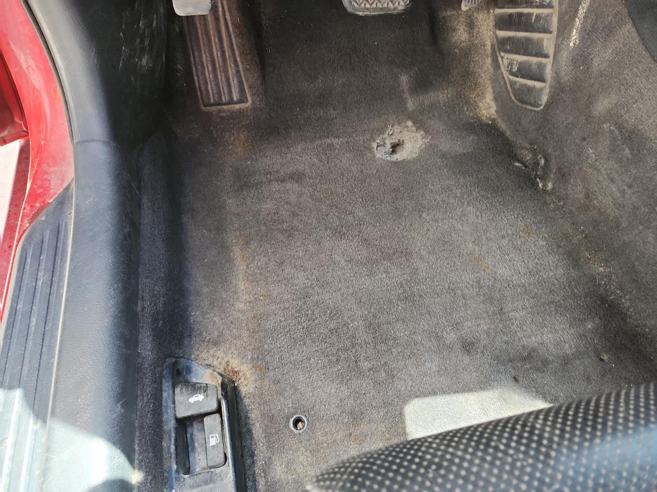 2007 Toyota Camry Se V6 Red vin: 4T1BK46K37U020700 Damage: Left Front Carpet, Torn, 3 To 4 Inches