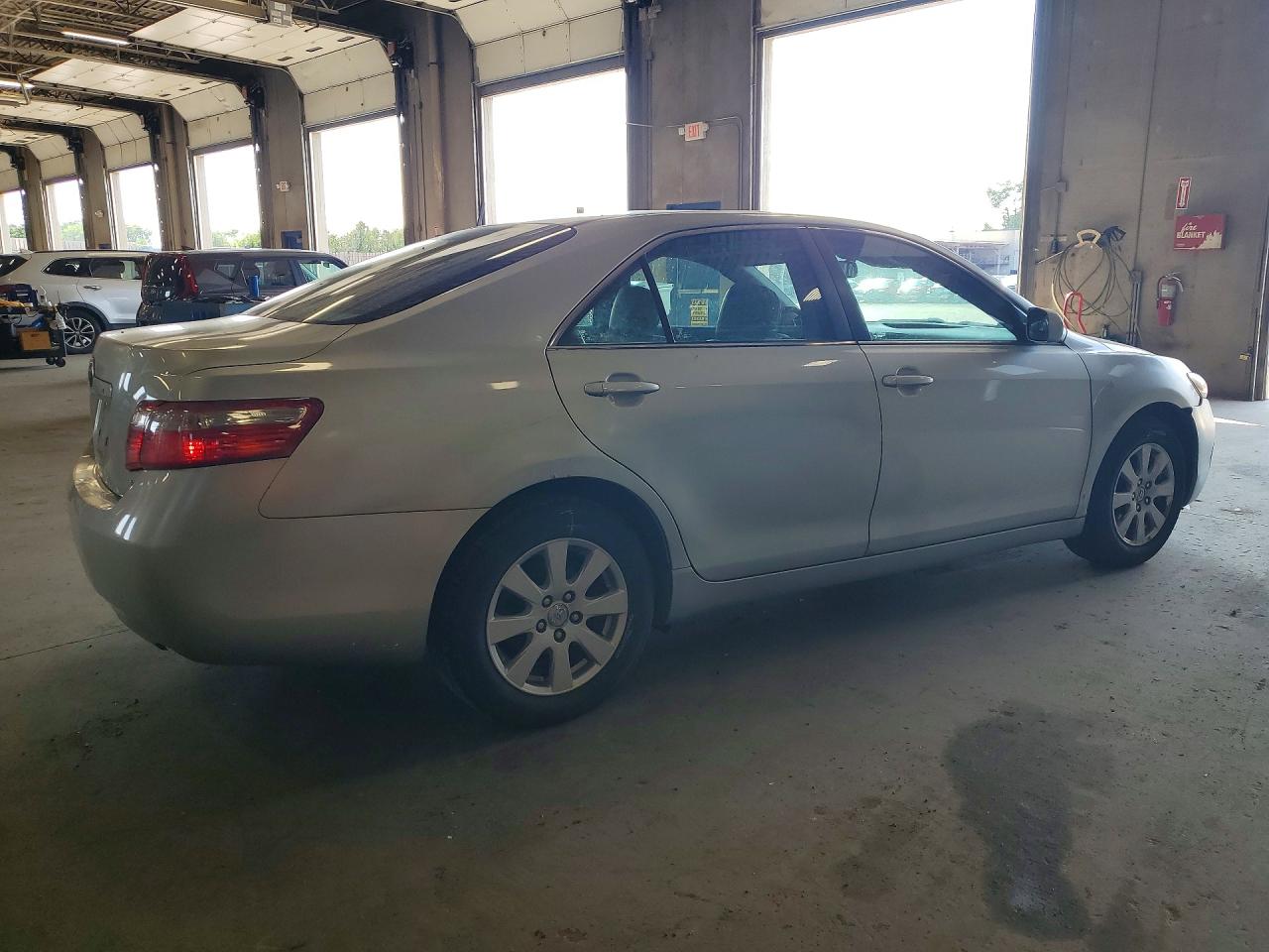 2007 Toyota Camry Xle V6 Silver vin: 4T1BK46K37U021684