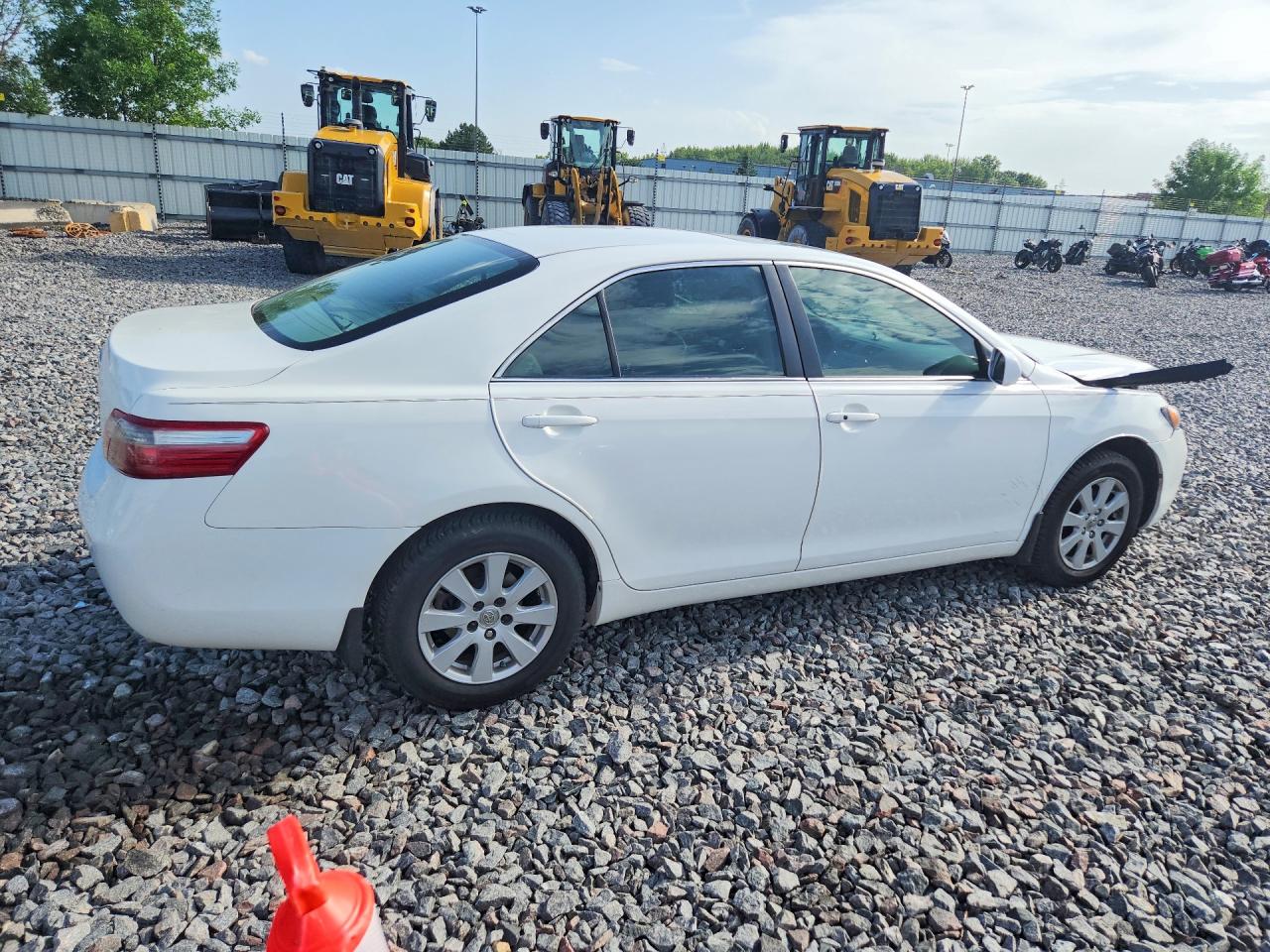 2007 Toyota Camry Xle V6 White vin: 4T1BK46K37U552383