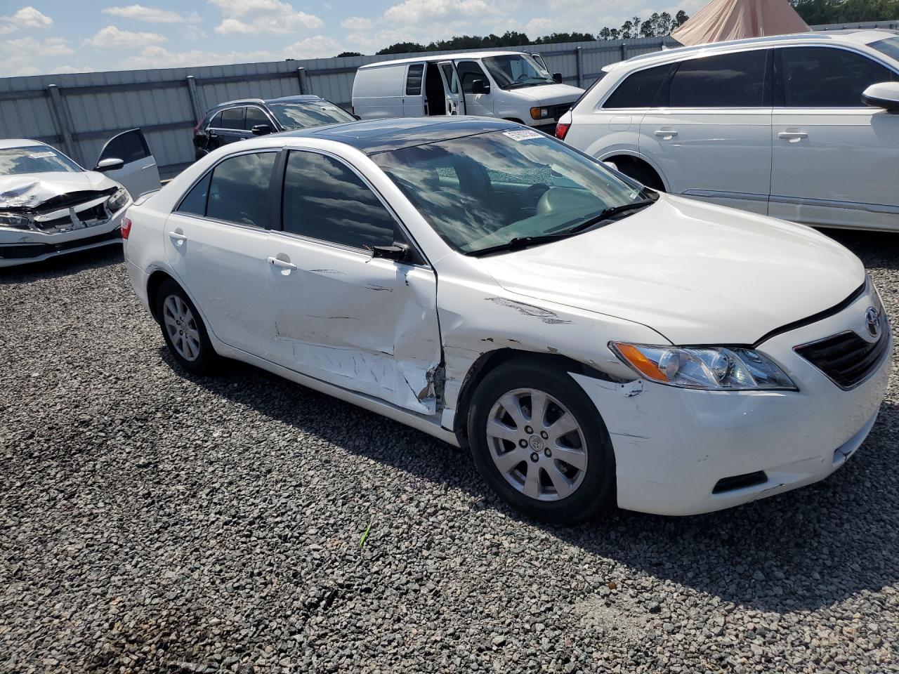 2008 Toyota Camry Xle V6 White vin: 4T1BK46K38U566141