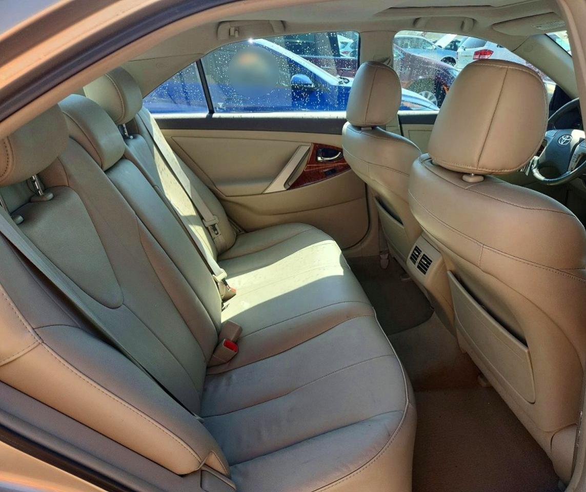 2009 Toyota Camry Xle V6 Gold vin: 4T1BK46K39U583877