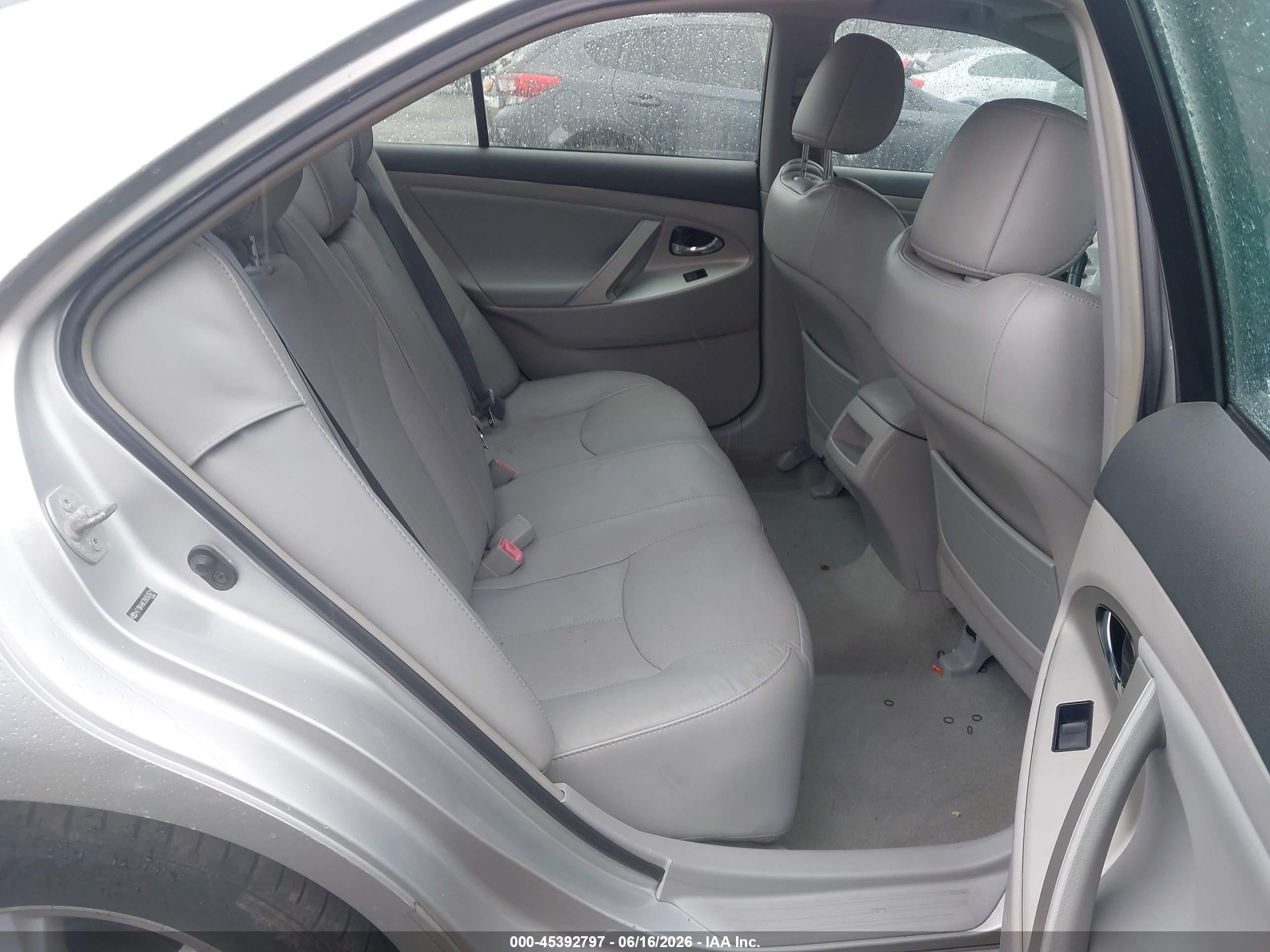 2009 Toyota Camry Se V6 Серебряный vin: 4T1BK46K39U587671