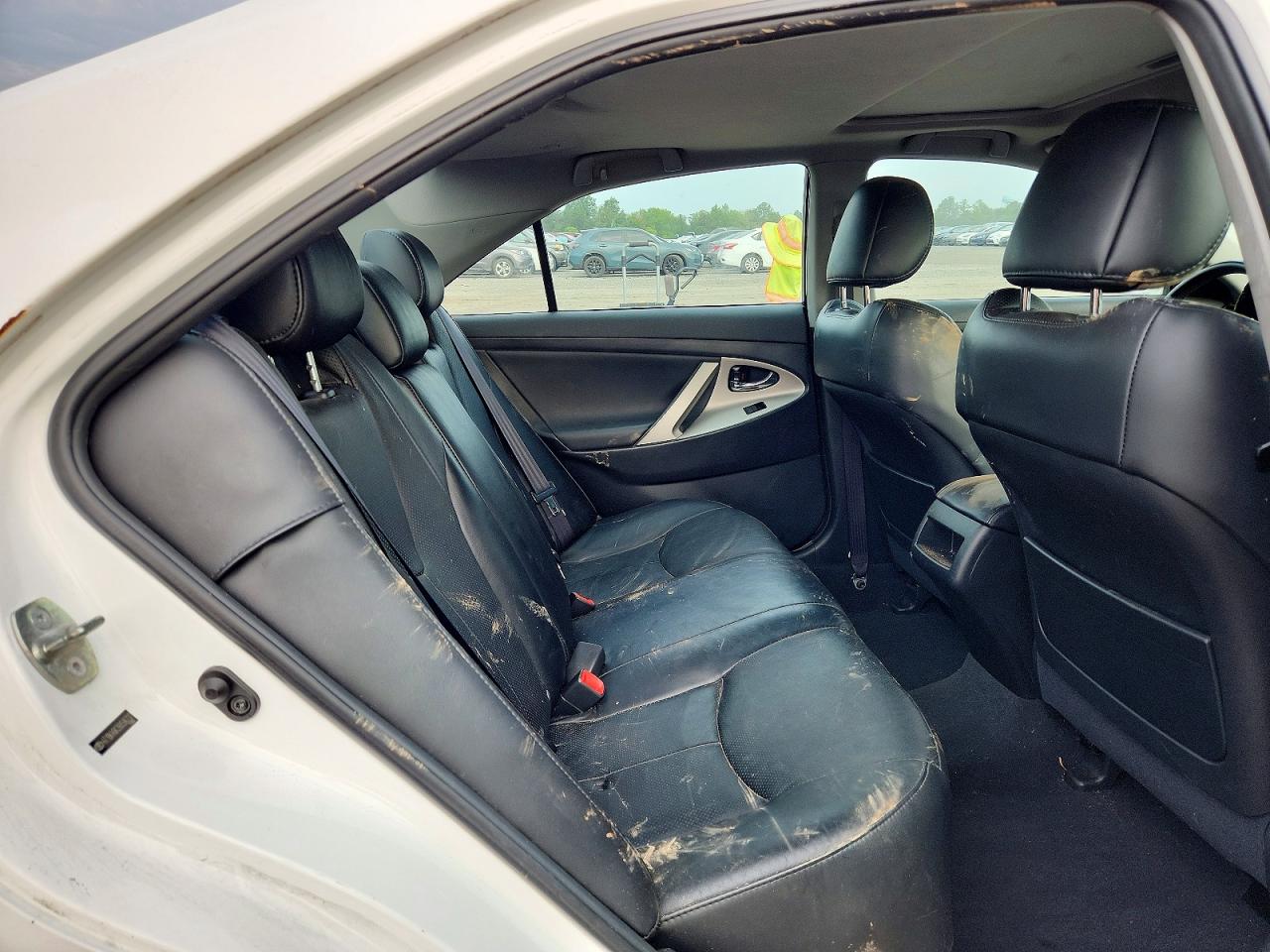 2009 Toyota Camry Se V6 White vin: 4T1BK46K39U596337