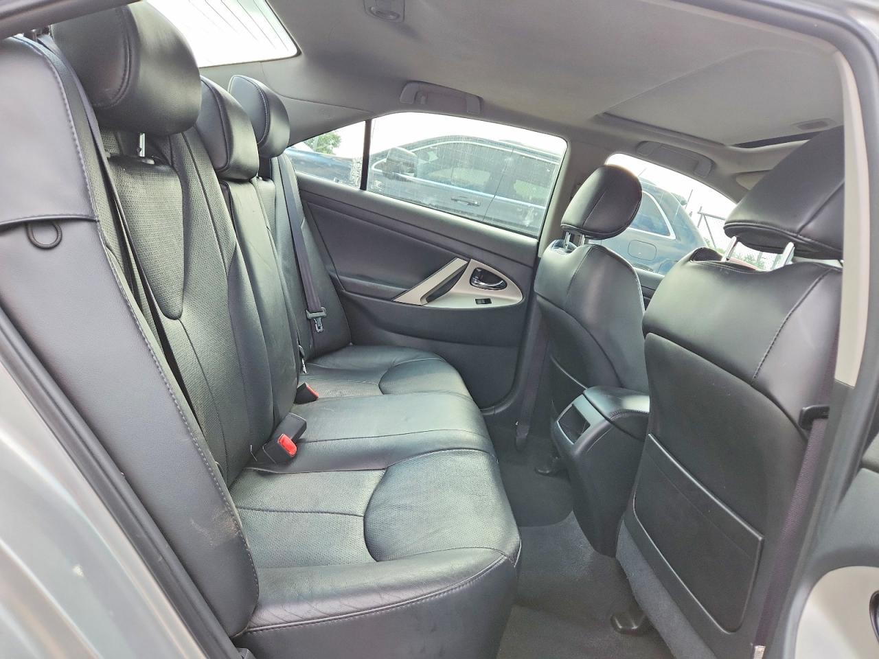 2007 Toyota Camry Se V6 Silver vin: 4T1BK46K47U531512