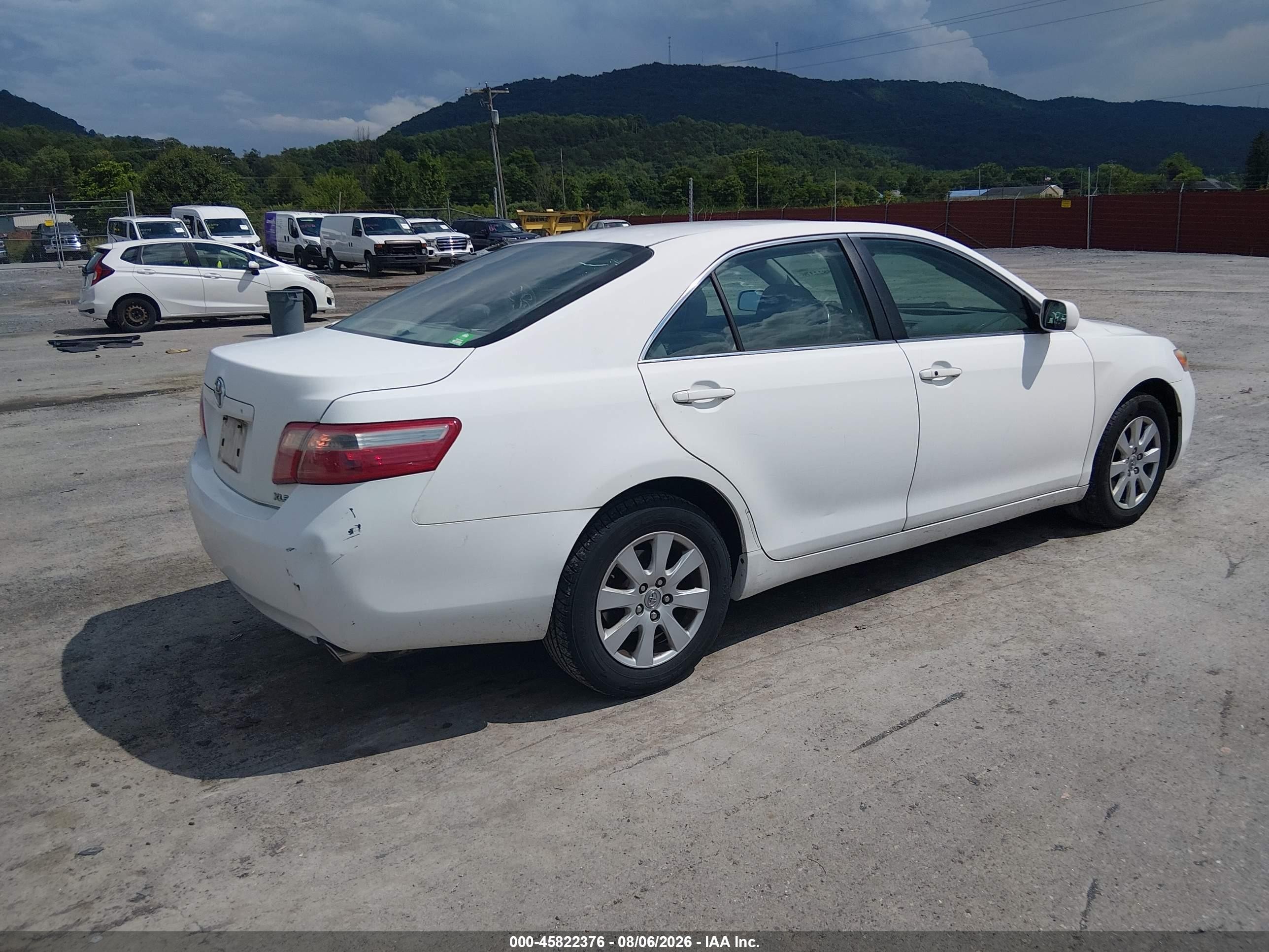 2007 Toyota Camry Xle V6 Белый vin: 4T1BK46K47U554174