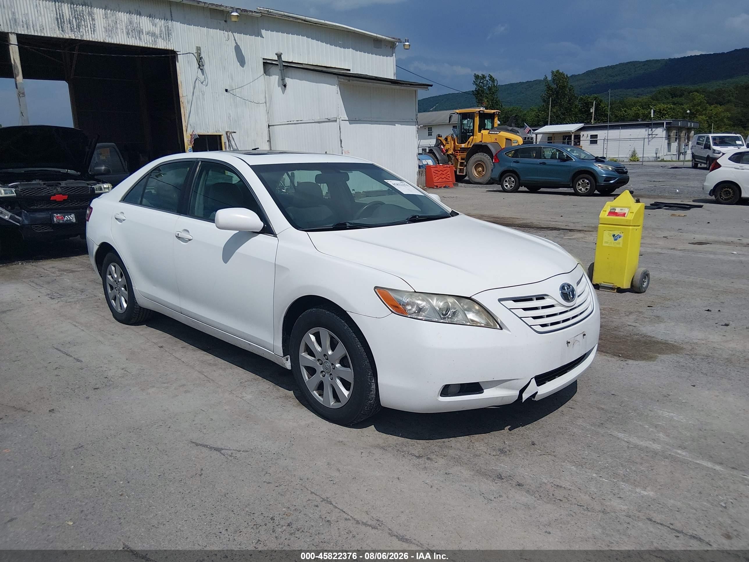 2007 Toyota Camry Xle V6 White vin: 4T1BK46K47U554174