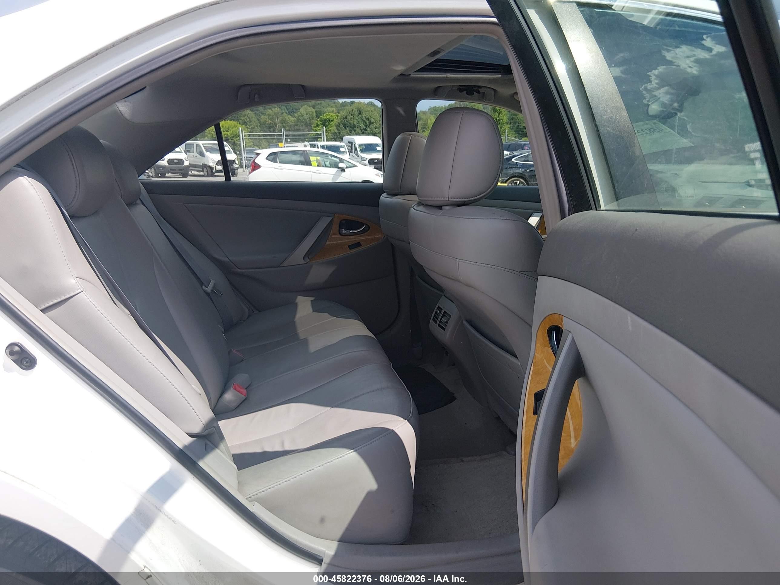 2007 Toyota Camry Xle V6 Белый vin: 4T1BK46K47U554174