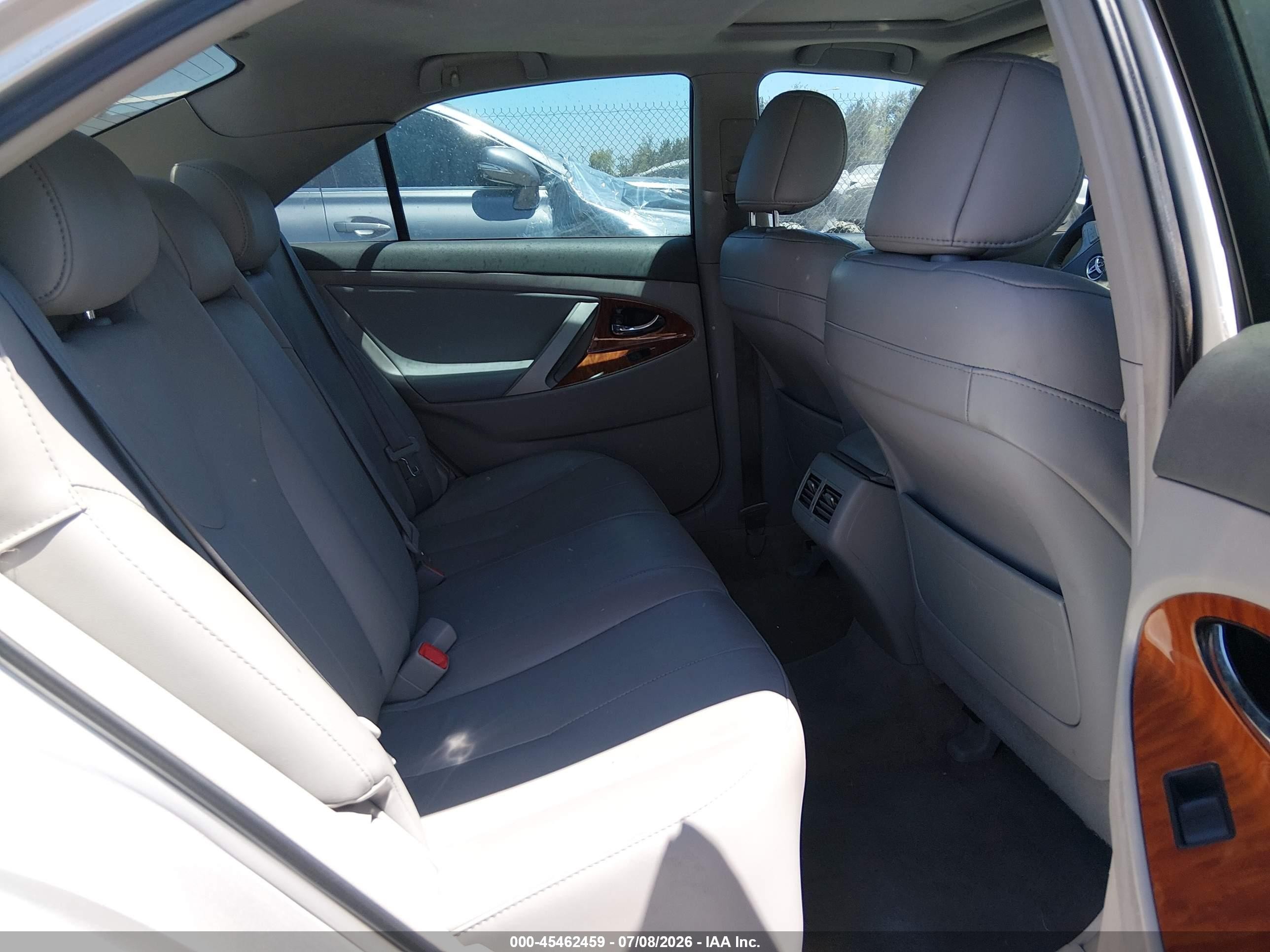 2009 Toyota Camry Xle V6 Silver vin: 4T1BK46K49U074025