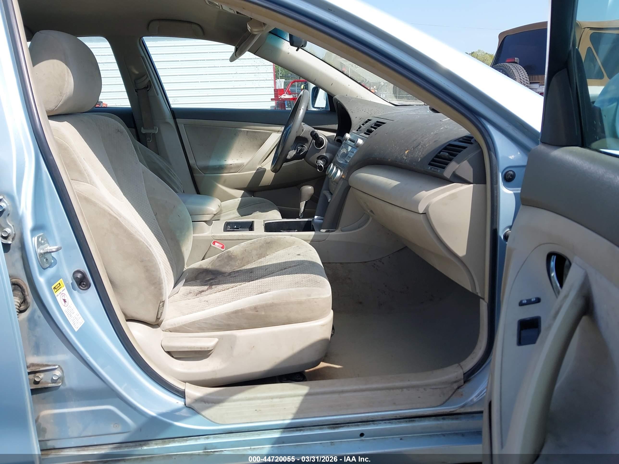 2009 Toyota Camry Le V6 Light Blue vin: 4T1BK46K49U595200