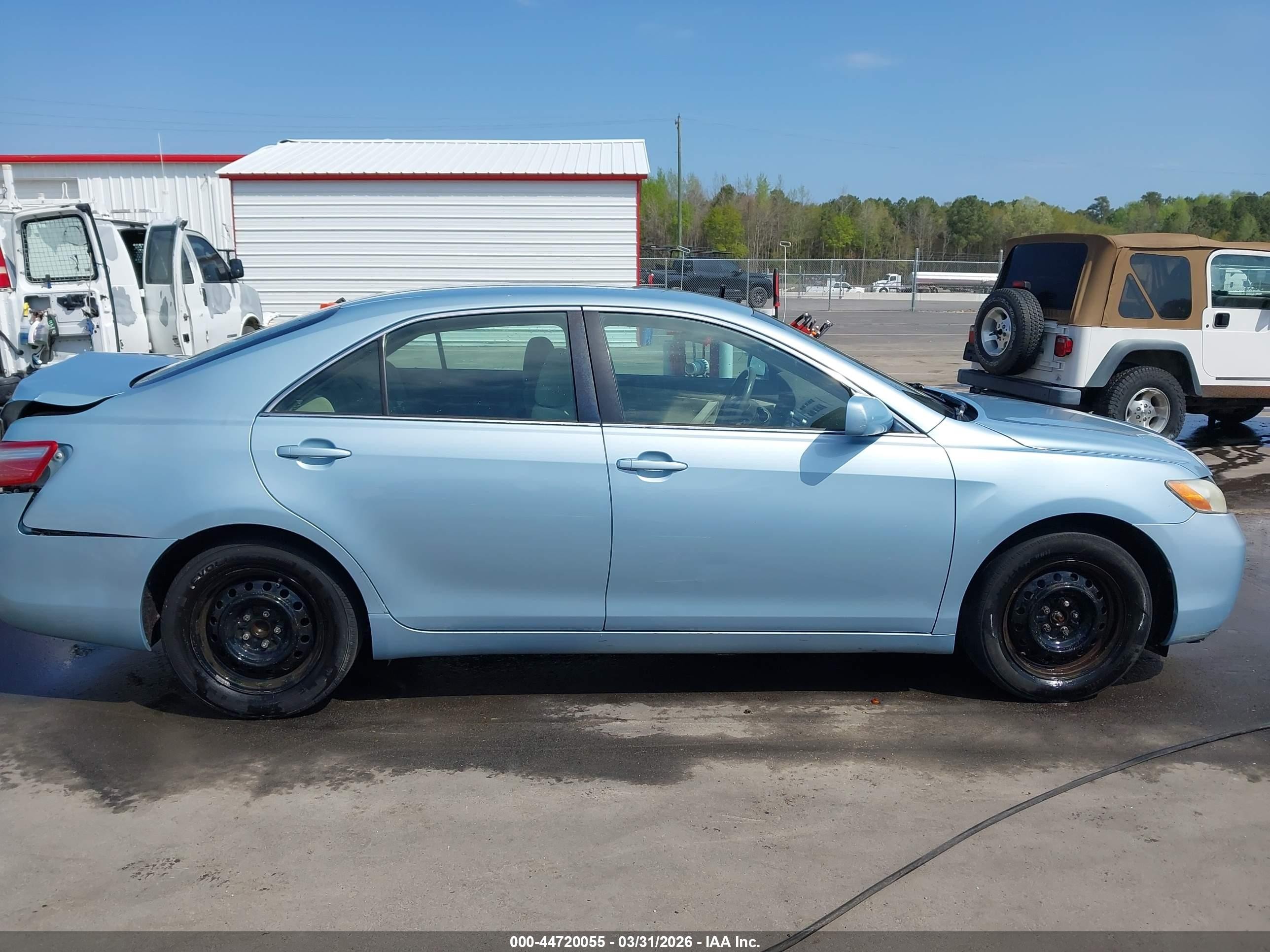 2009 Toyota Camry Le V6 Light Blue vin: 4T1BK46K49U595200