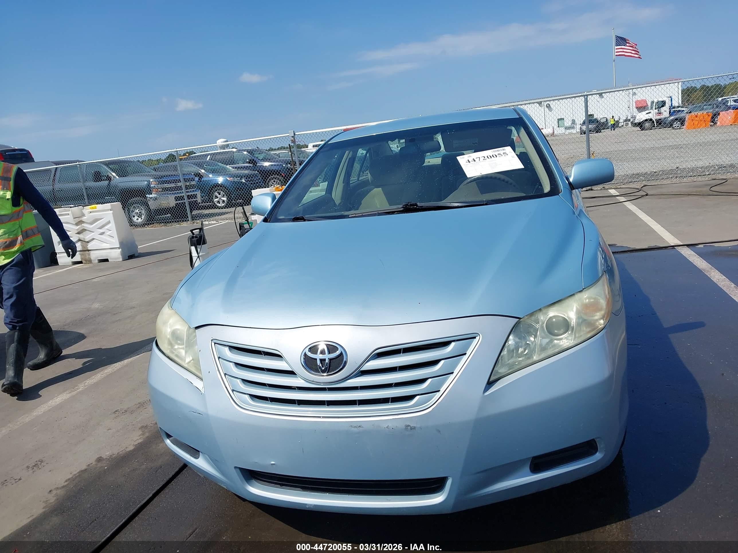 2009 Toyota Camry Le V6 Light Blue vin: 4T1BK46K49U595200