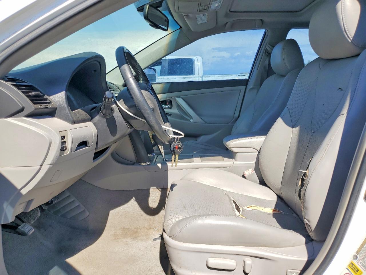 2009 Toyota Camry White vin: 4T1BK46K49U595410