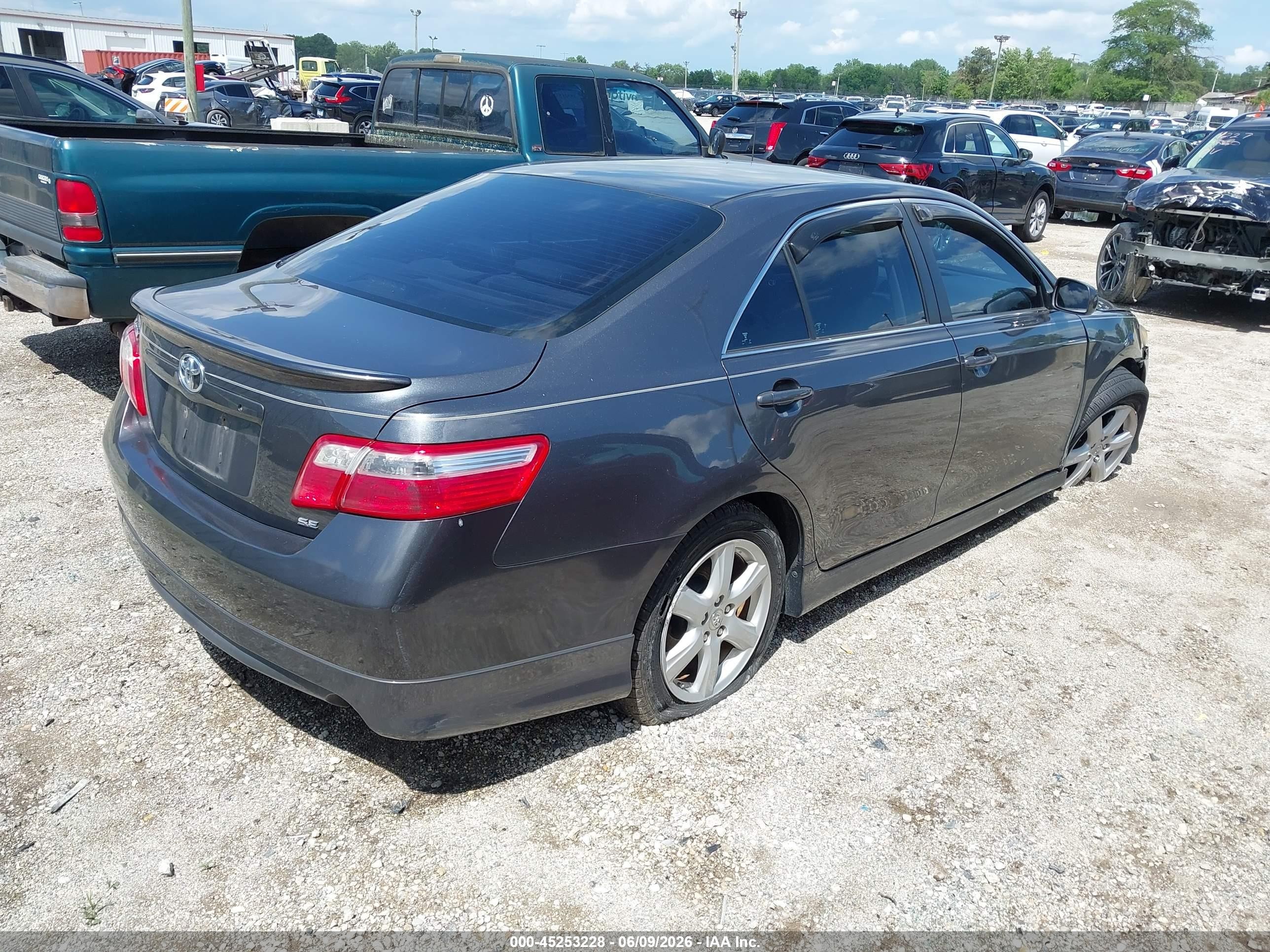 2007 Toyota Camry Se V6 Gray vin: 4T1BK46K57U046036